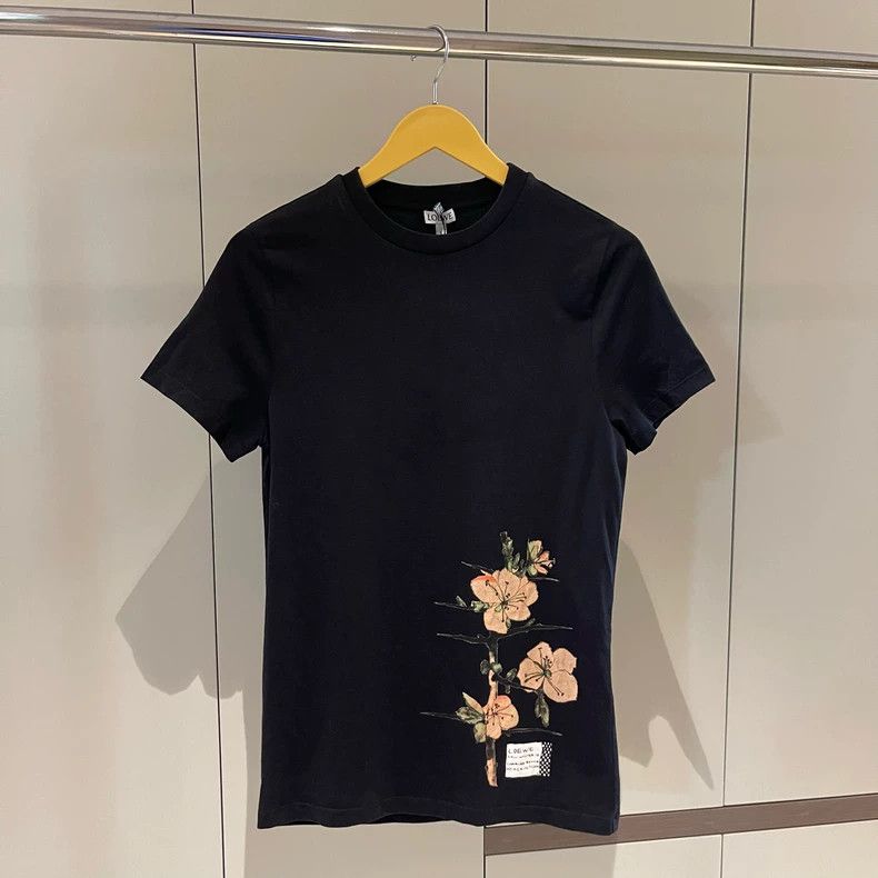 Loewe LOEWE Black floral Logo short sleeve T-shirt Size XS / US 0-2 / IT 36-38 - 2 Thumbnail