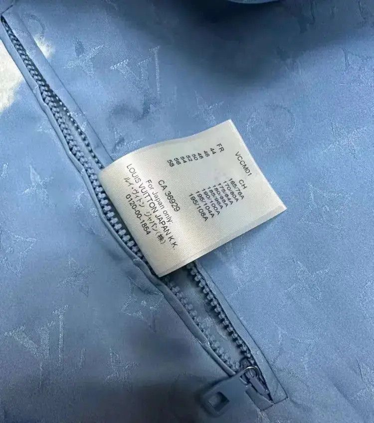Louis Vuitton Sz 56 Louis Vuitton by Virgil Cloud Logo Print Jacket-2507 Size US XL / EU 56 / 4 - 4 Thumbnail