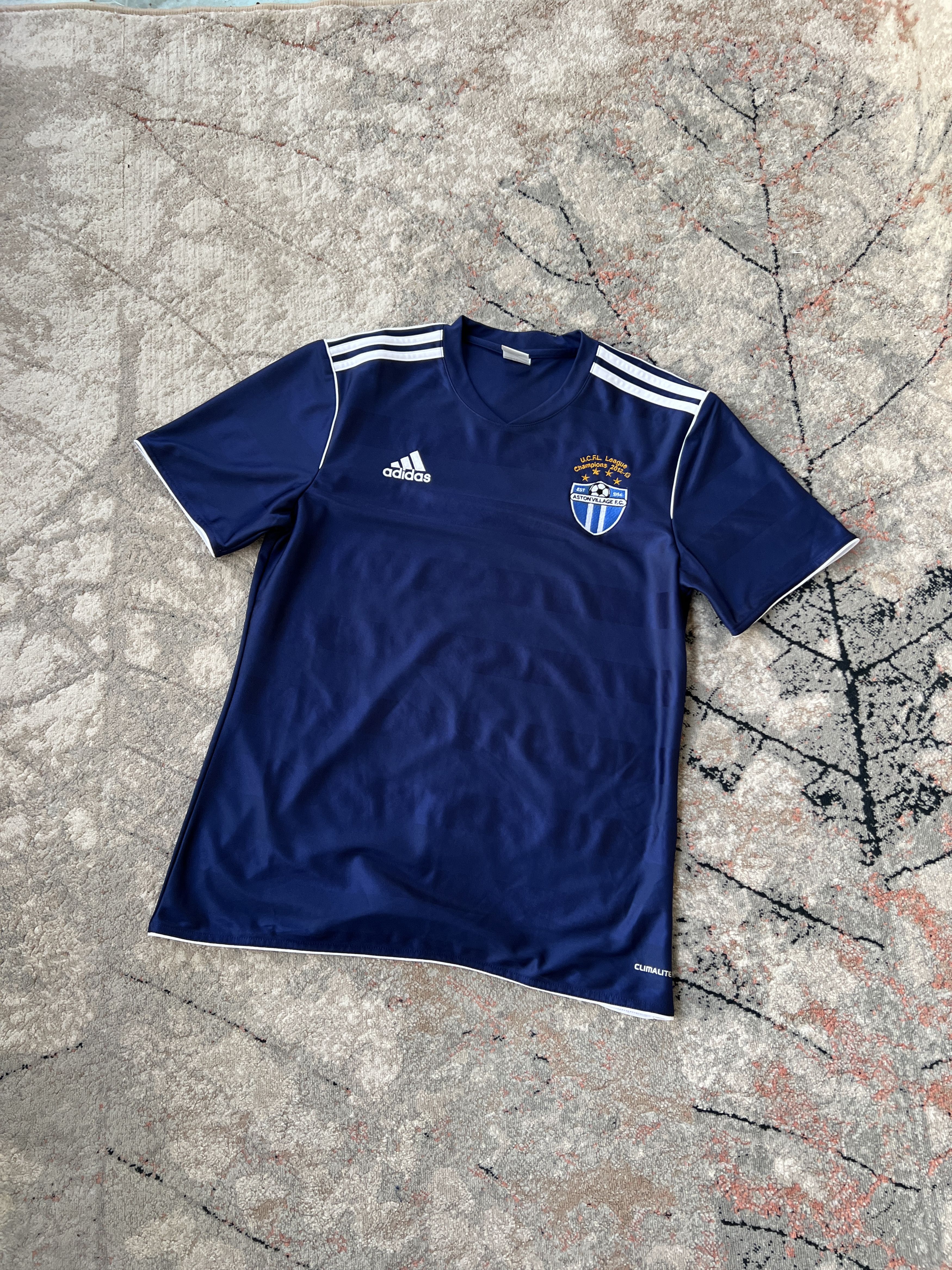 Adidas Adidas U.C.F.L. League Champions Aston Village jersey Size US M / EU 48-50 / 2 - 1 Thumbnail