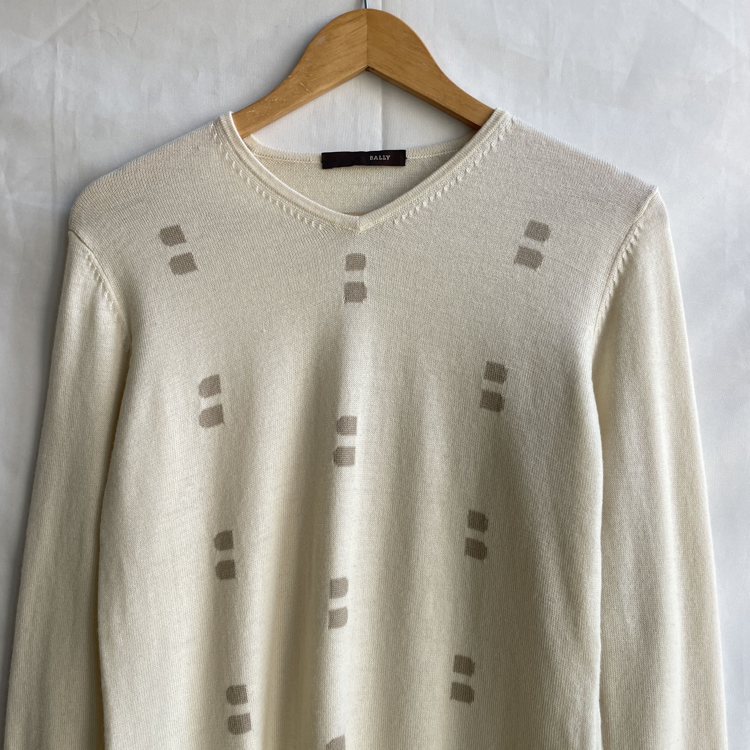Bally Bally Vintage Womens V-Neck Merino Wool Sweater Size L / US 10 / IT 46 - 3 Thumbnail