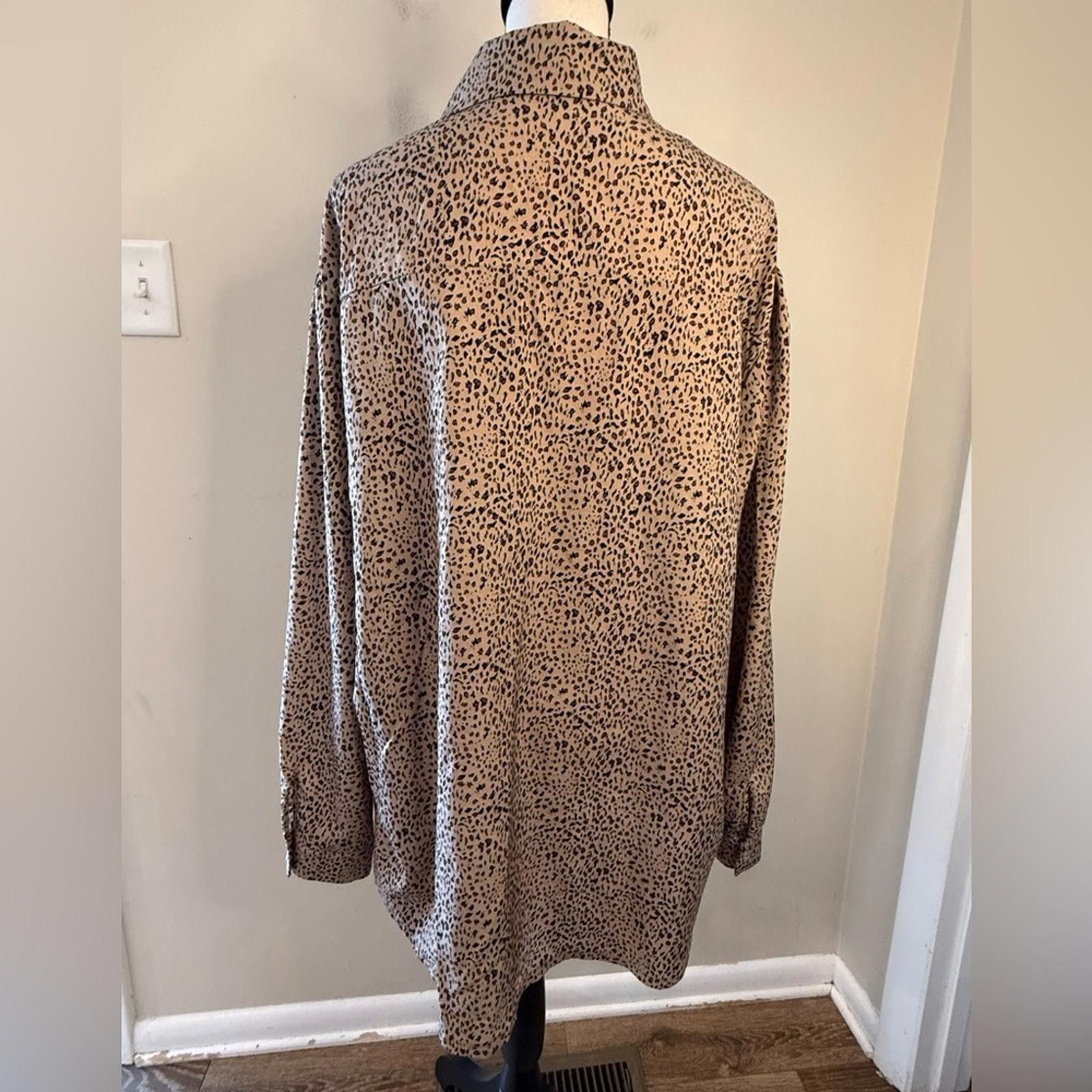 Polo Ralph Lauren POL leopard print button up shirt black tan brown SZ M Size M / US 6-8 / IT 42-44 - 7 Thumbnail