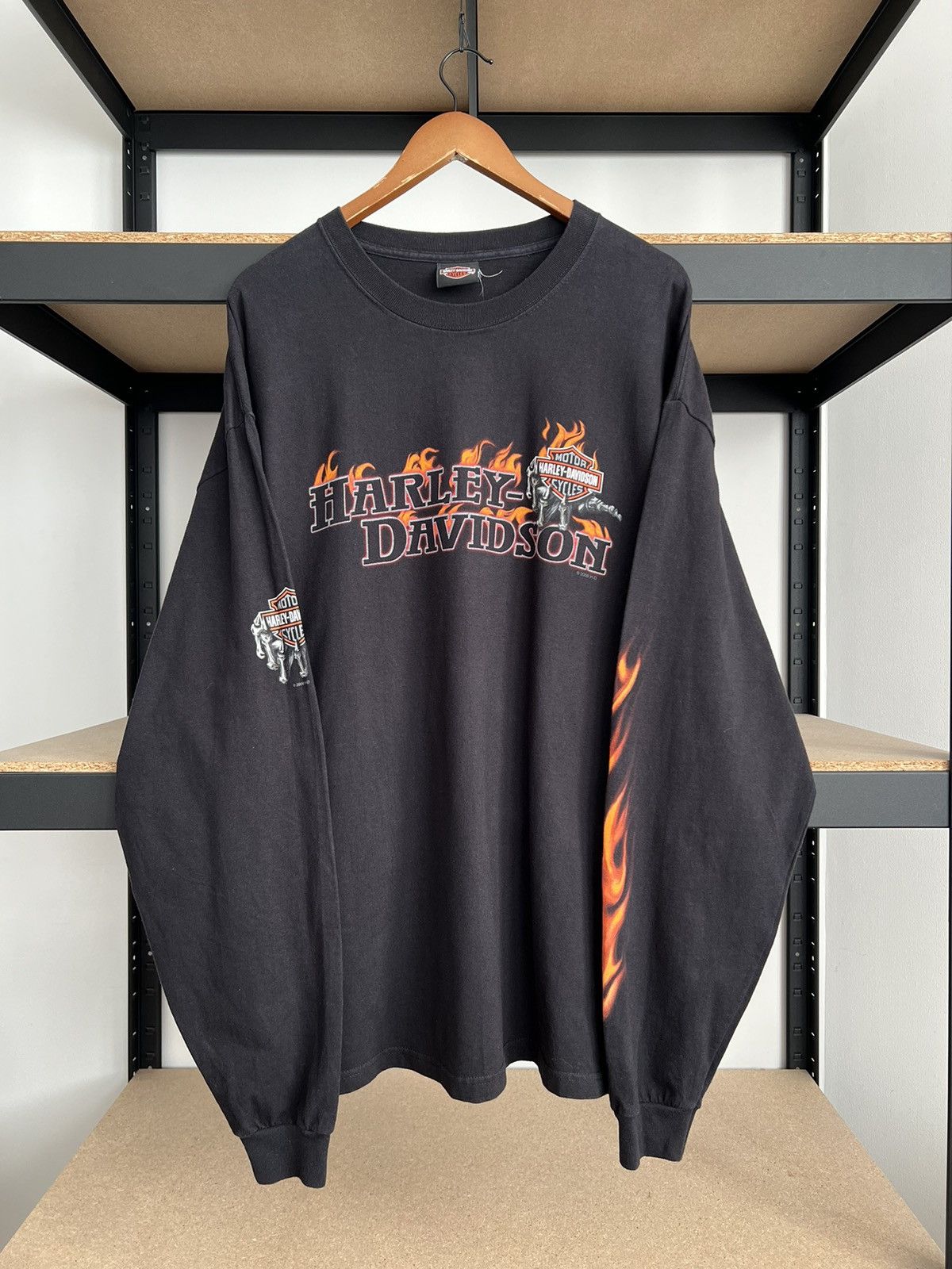 Harley Davidson Vintage 2009 Harley Davidson Fire Flame Long Sleeve T-shirt Size US XXL / EU 58 / 5 - 1 Thumbnail