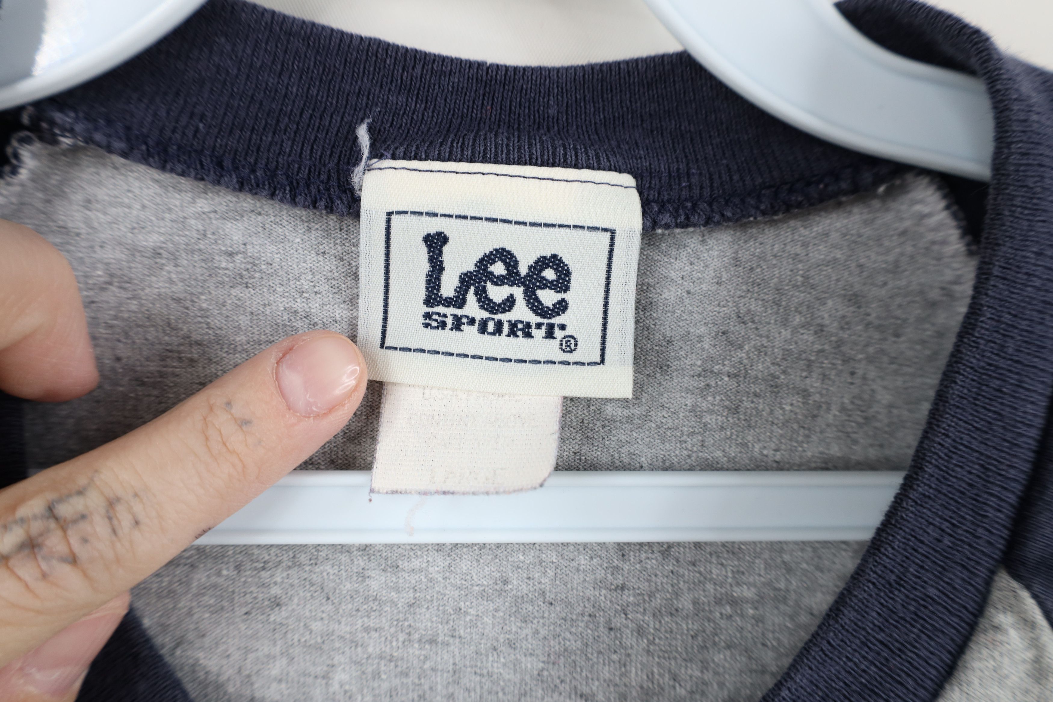 Vintage Vintage Y2K 2004 Baseball 3/4 Sleeve Raglan T-Shirt Gray Size US L / EU 52-54 / 3 - 9 Thumbnail