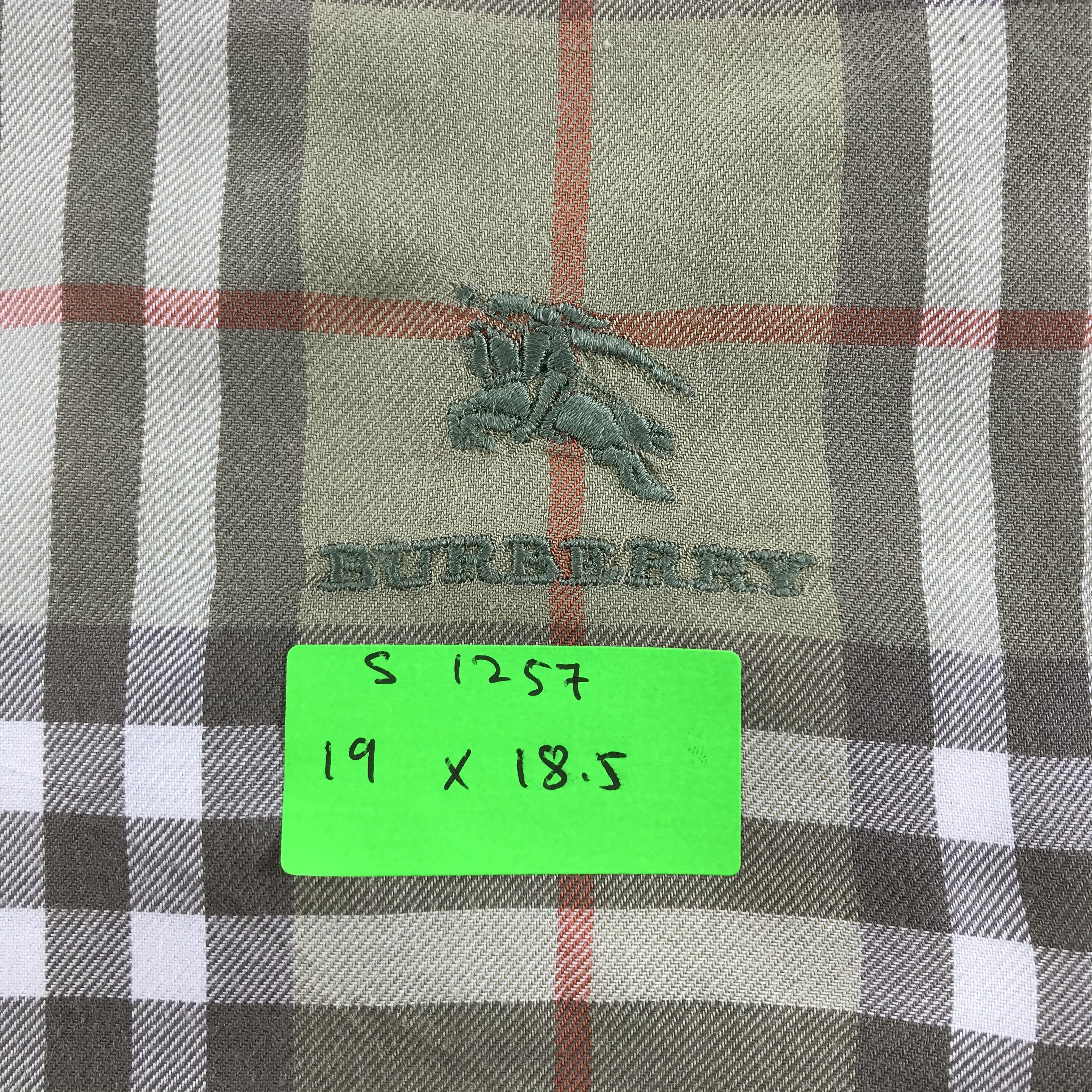 Burberry × Vintage Burberry Bandana / Handkerchief / Neckerchief - S1257 Size ONE SIZE - 5 Thumbnail