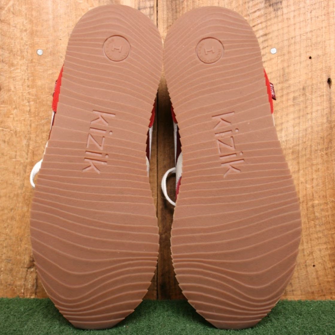 Vintage KIZIK Milan Salsa Red Sneakers Unisex Adults 9.5 11 Women's 11 Extra Details Not Included Size US 10 / IT 40 - 5 Thumbnail