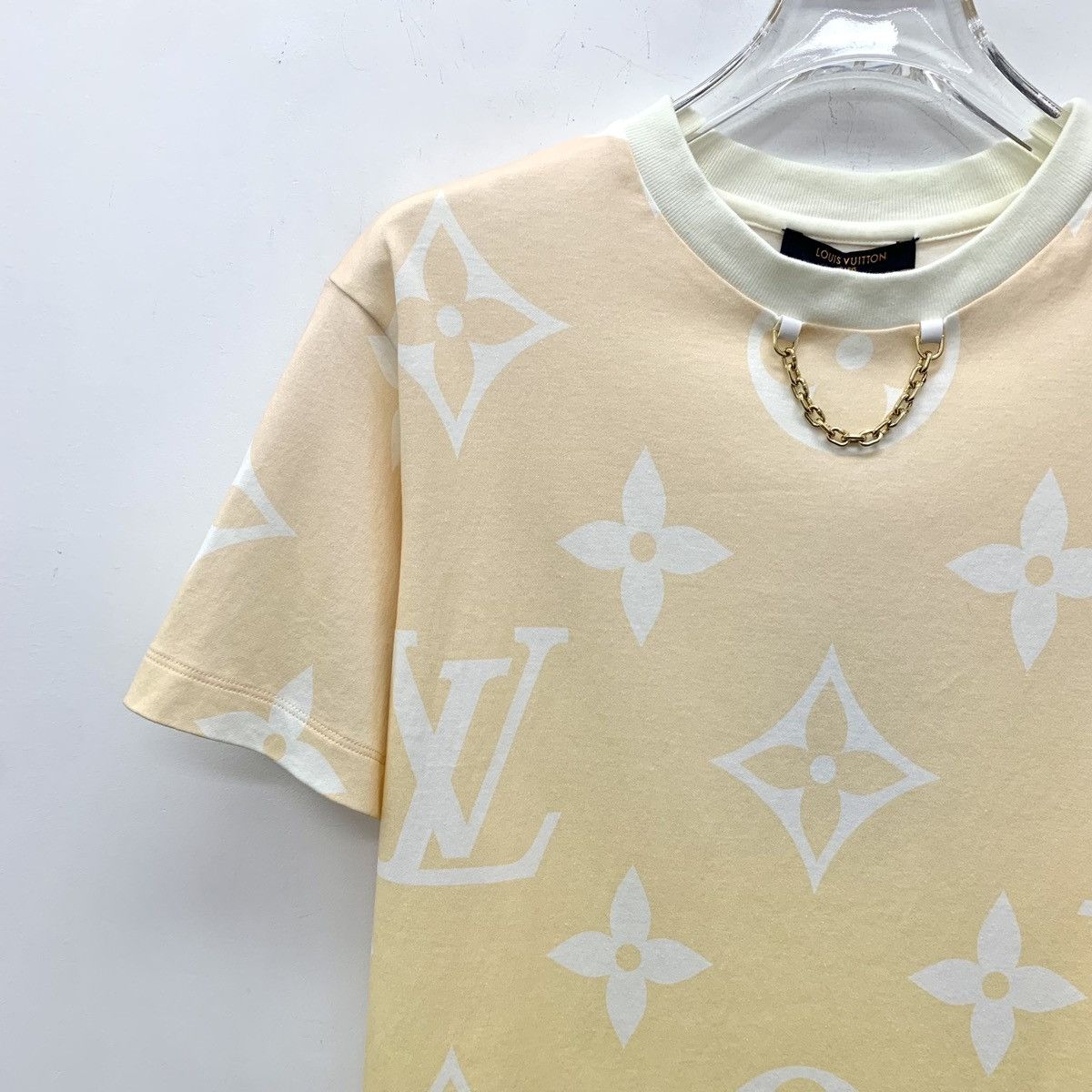 Louis Vuitton Louis Vuitton Color Block Logo Crew Neck T-Shirt K26WX Size S / US 4 / IT 40 - 3 Thumbnail