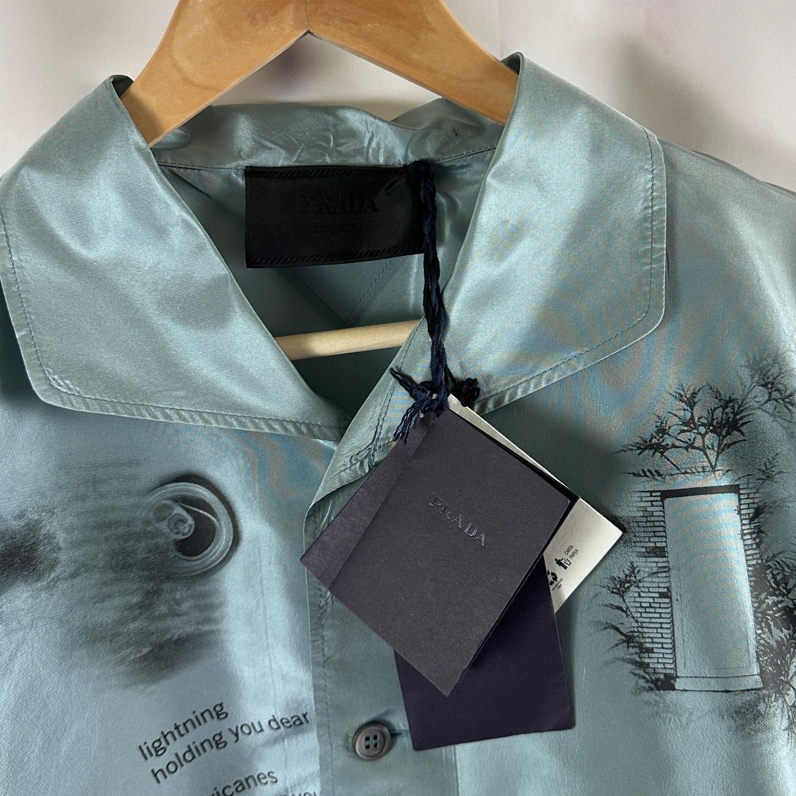 Prada A/W22 Blue Silk Printed Button-Up Size US M / EU 48-50 / 2 - 7 Thumbnail