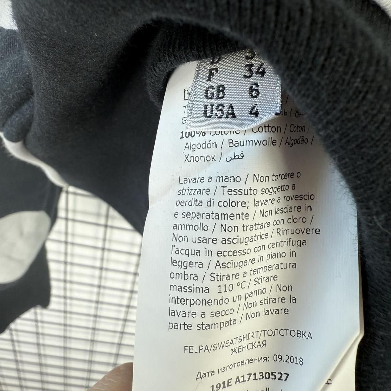 Moschino Moschino Dots Crewneck Sweatshirt Size M / US 6-8 / IT 42-44 - 5 Thumbnail