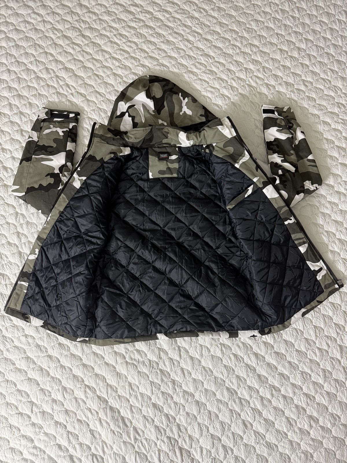 Kim Krueger Kim Krueger 1 of 50 Camo Jacket Size US M / EU 48-50 / 2 - 5 Thumbnail