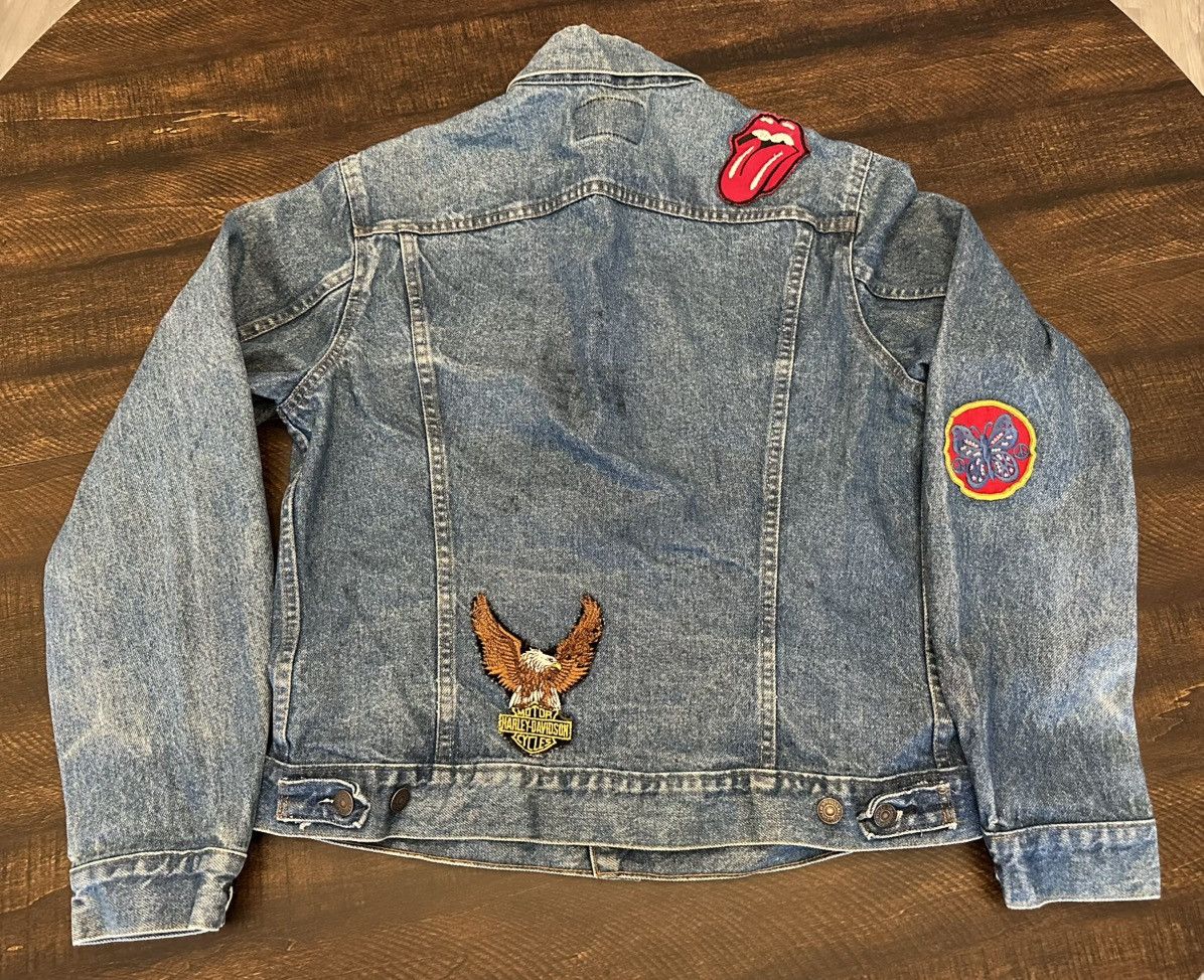 Levi's Vintage Thrashed/Patched Levi's Jean Jacket 44L-70506-0214 Size L / US 10 / IT 46 - 13 Thumbnail