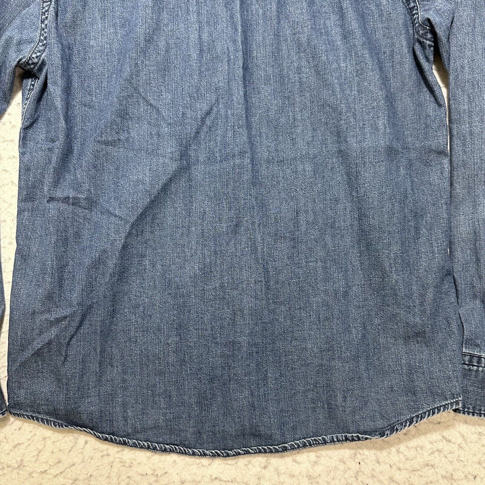 Express Express Small Blue Denim Button Down Shirt Green Camo Pocket Size US S / EU 44-46 / 1 - 11 Thumbnail