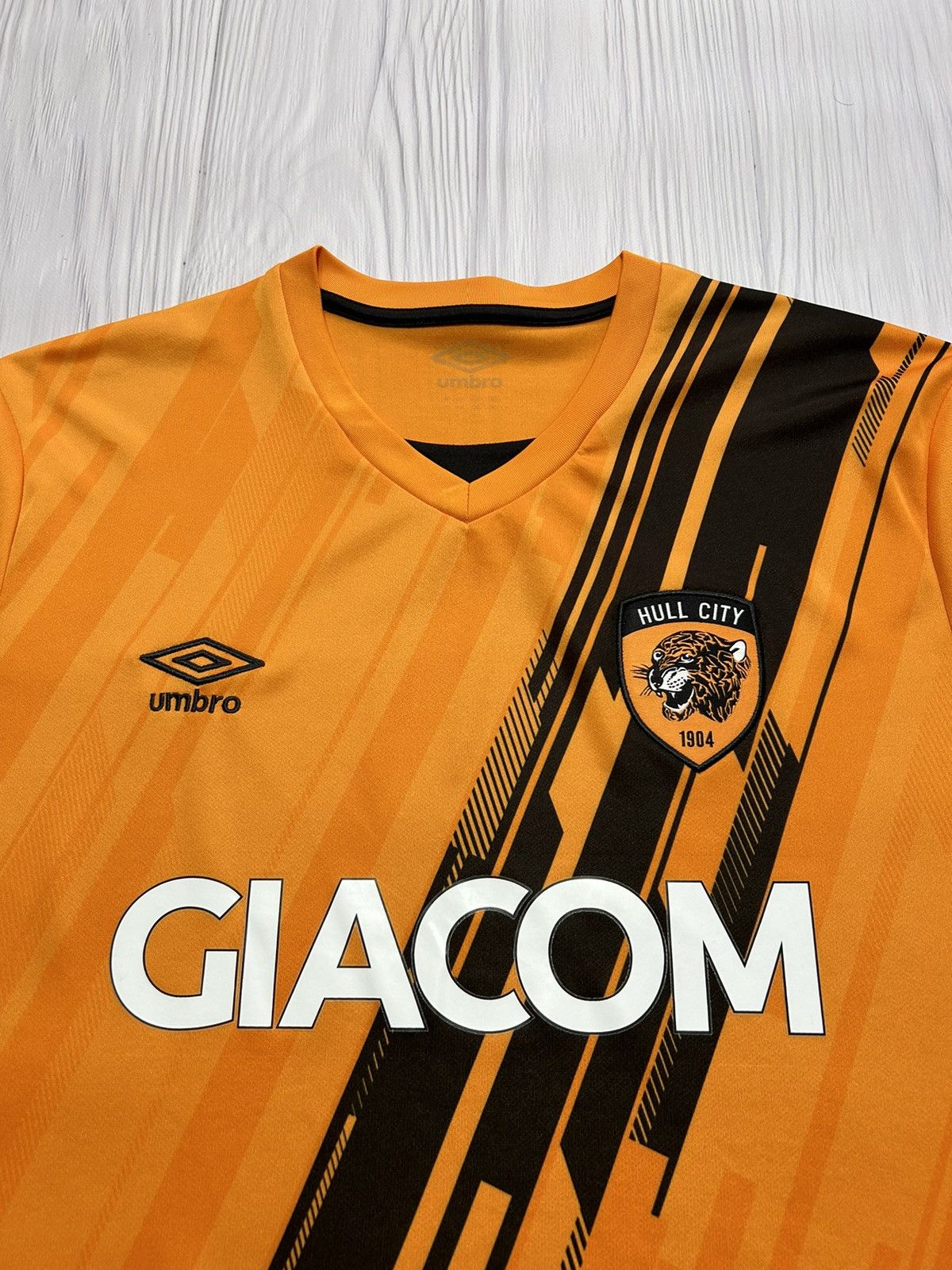 Umbro Umbro Hull City Tigers Football Jersey T-Shirt Size US XXL / EU 58 / 5 - 4 Thumbnail