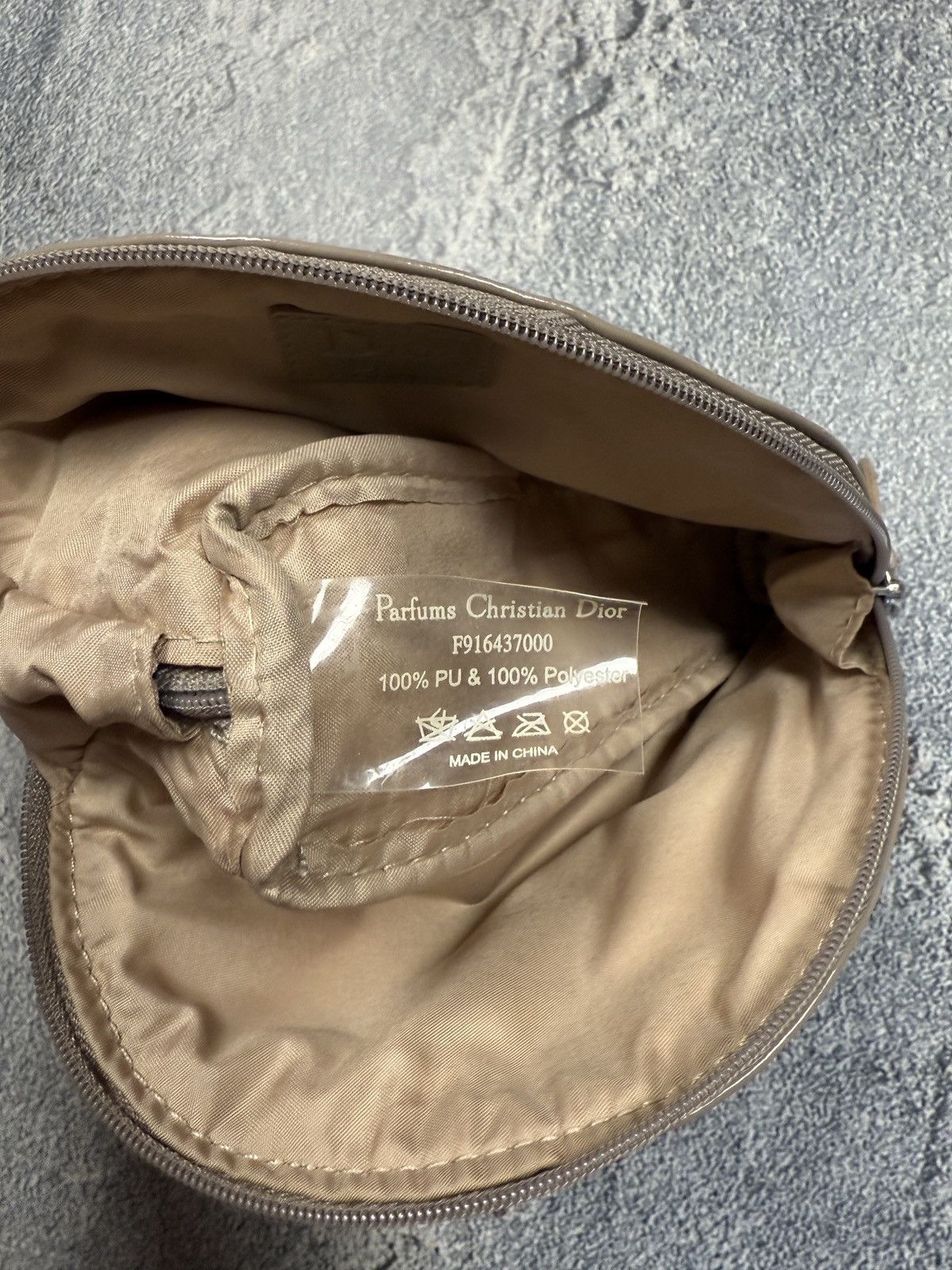 Designer Dior Beauty Mini Bag Pouch Perfumes Size ONE SIZE - 9 Thumbnail