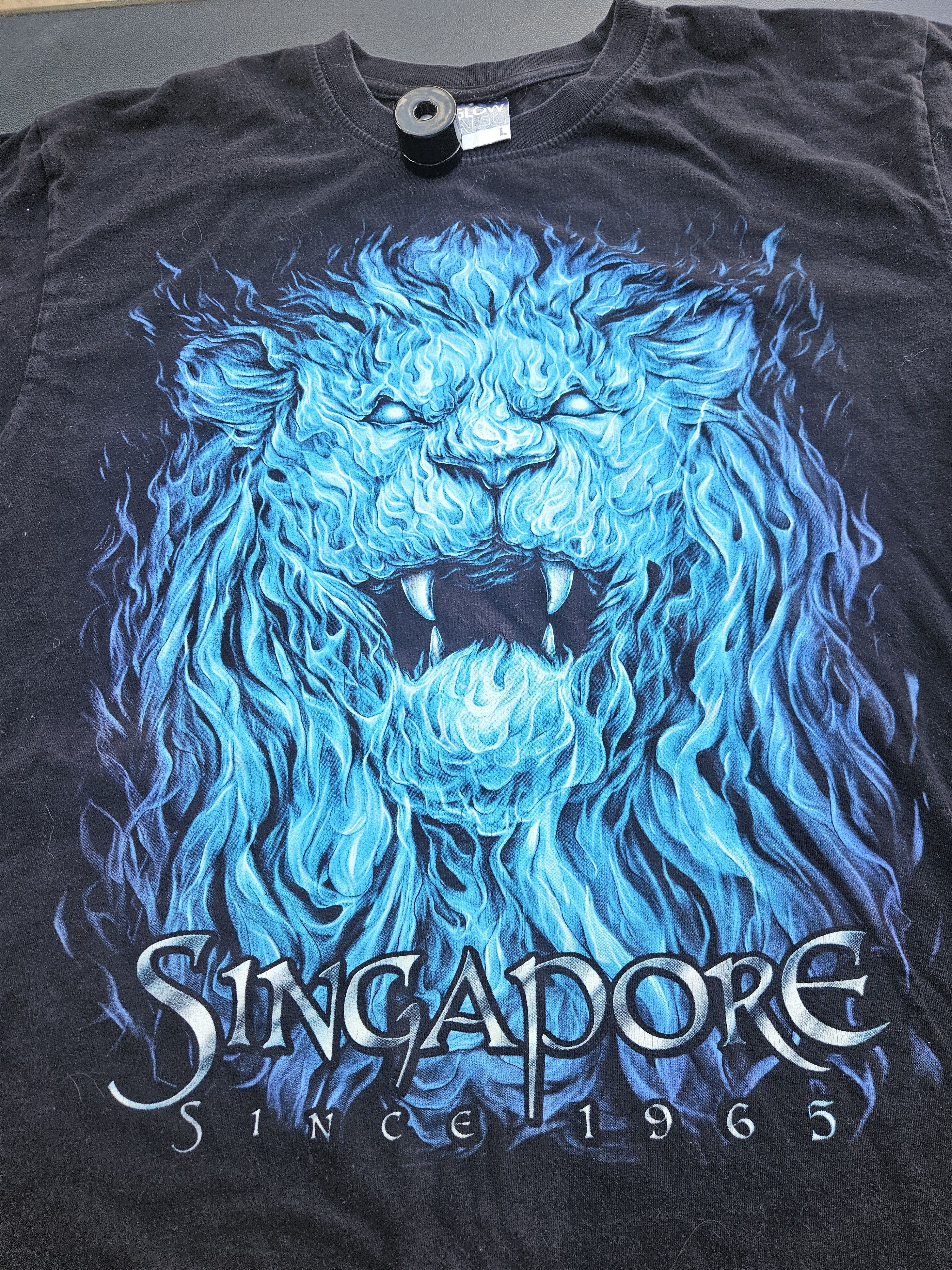 Other Singapore Blue Lion Glow INSG Nature Tee Size US L / EU 52-54 / 3 - 2 Thumbnail