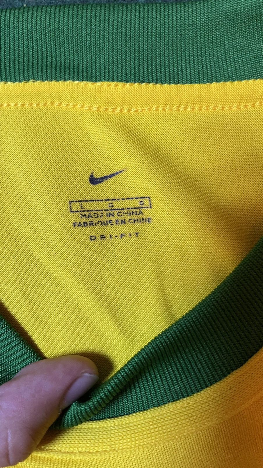 Nike 2000 - 2002 Brazil Home Jersey Size US L / EU 52-54 / 3 - 3 Thumbnail