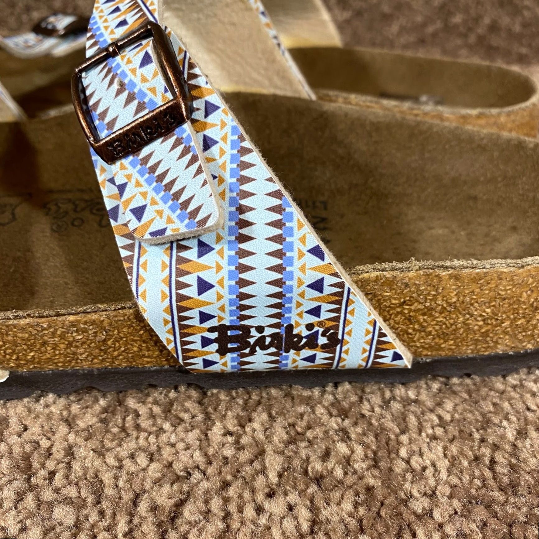 Birkenstock Birkenstock Arizona Sandals EU 42 Womens 11-11.5 Birkis Triangle RARE Print Leather Suede Buckle Adjustable Footbed Sandals Multicolor Size US 11 / IT 41 - 6 Thumbnail