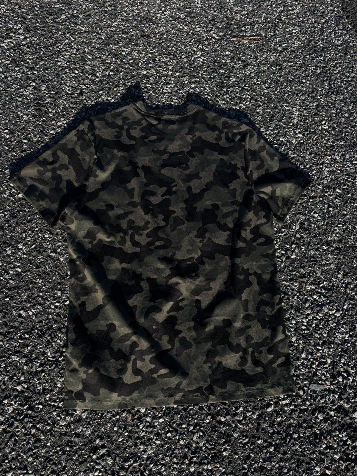 Guess Guess Camo Logo Tee – Guess Denim Los Angeles (mens Large) Size US L / EU 52-54 / 3 - 2 Thumbnail