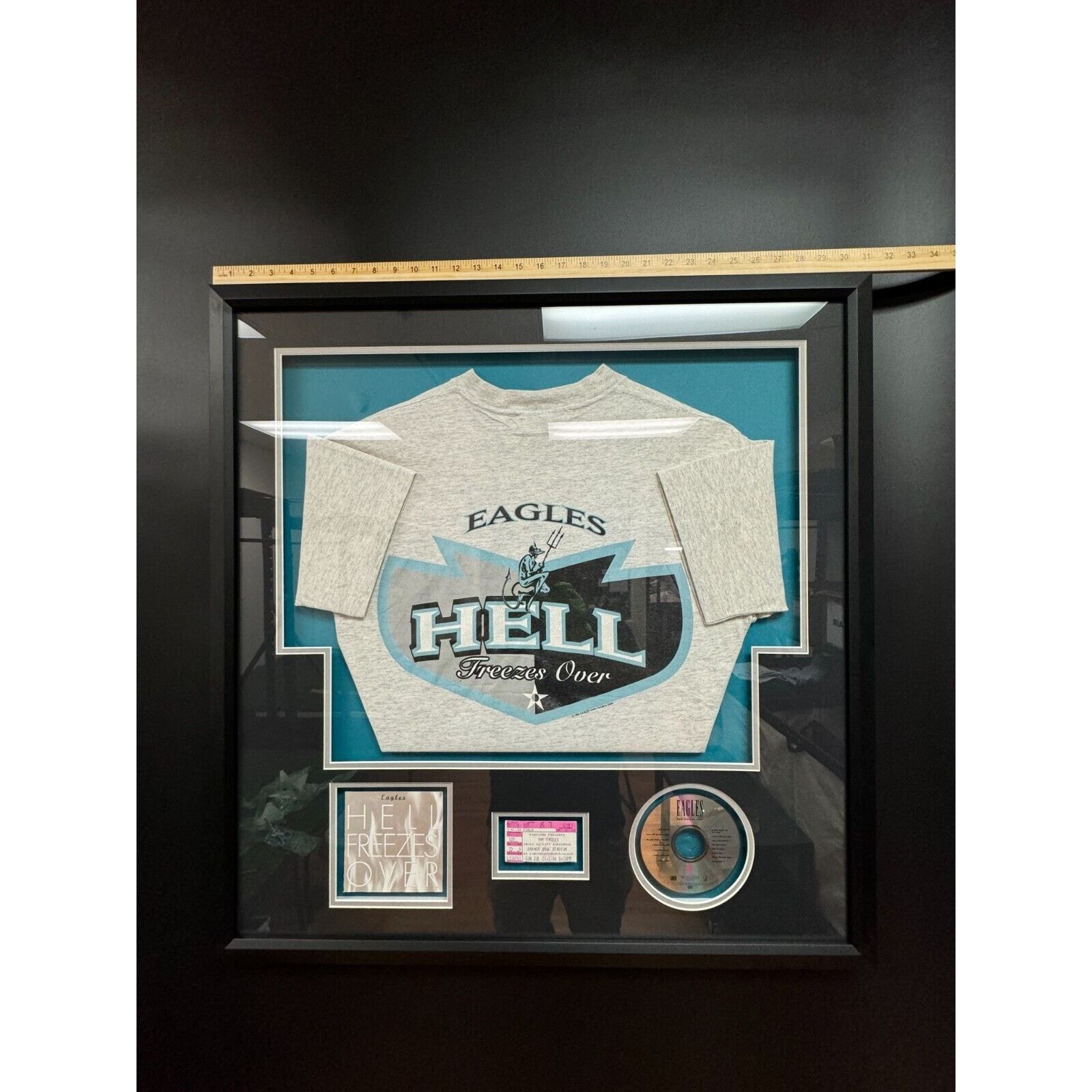 Vintage 1994 Eagles Hell-Freezes Over Tour Memorabilia Authentic Size US L / EU 52-54 / 3 - 9 Thumbnail