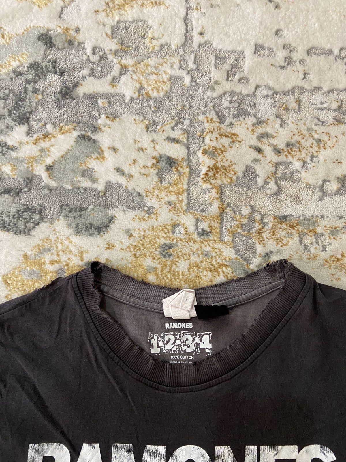 Band Tees × H&M × Other FADED DISTRESSED RAMONES VERY RARE Size US L / EU 52-54 / 3 - 5 Thumbnail