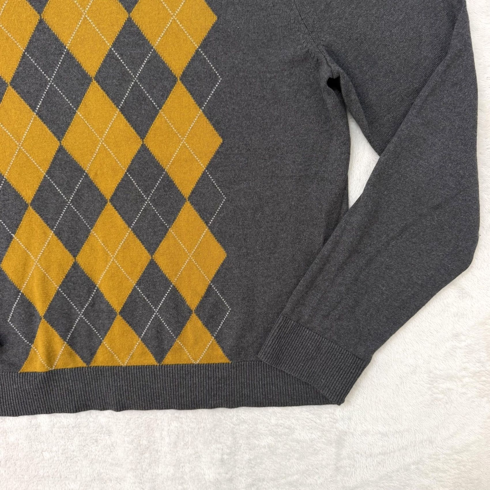 Banana Republic Banana Republic Sweater Mens Large Gray Silk Cashmere Argyle Slim Fit V-Neck Pullover Knit Winter Casual Mens Size US L / EU 52-54 / 3 - 4 Thumbnail