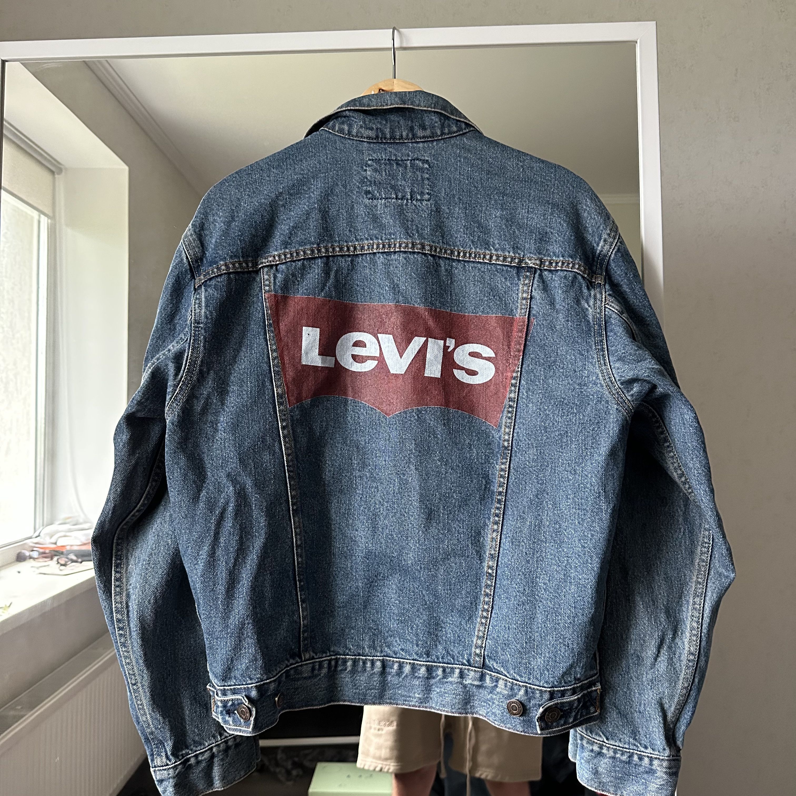 Levi's Levis y2k Vintage Big Logo Denim Avant Garde Jacket Size US S / EU 44-46 / 1 - 1 Thumbnail