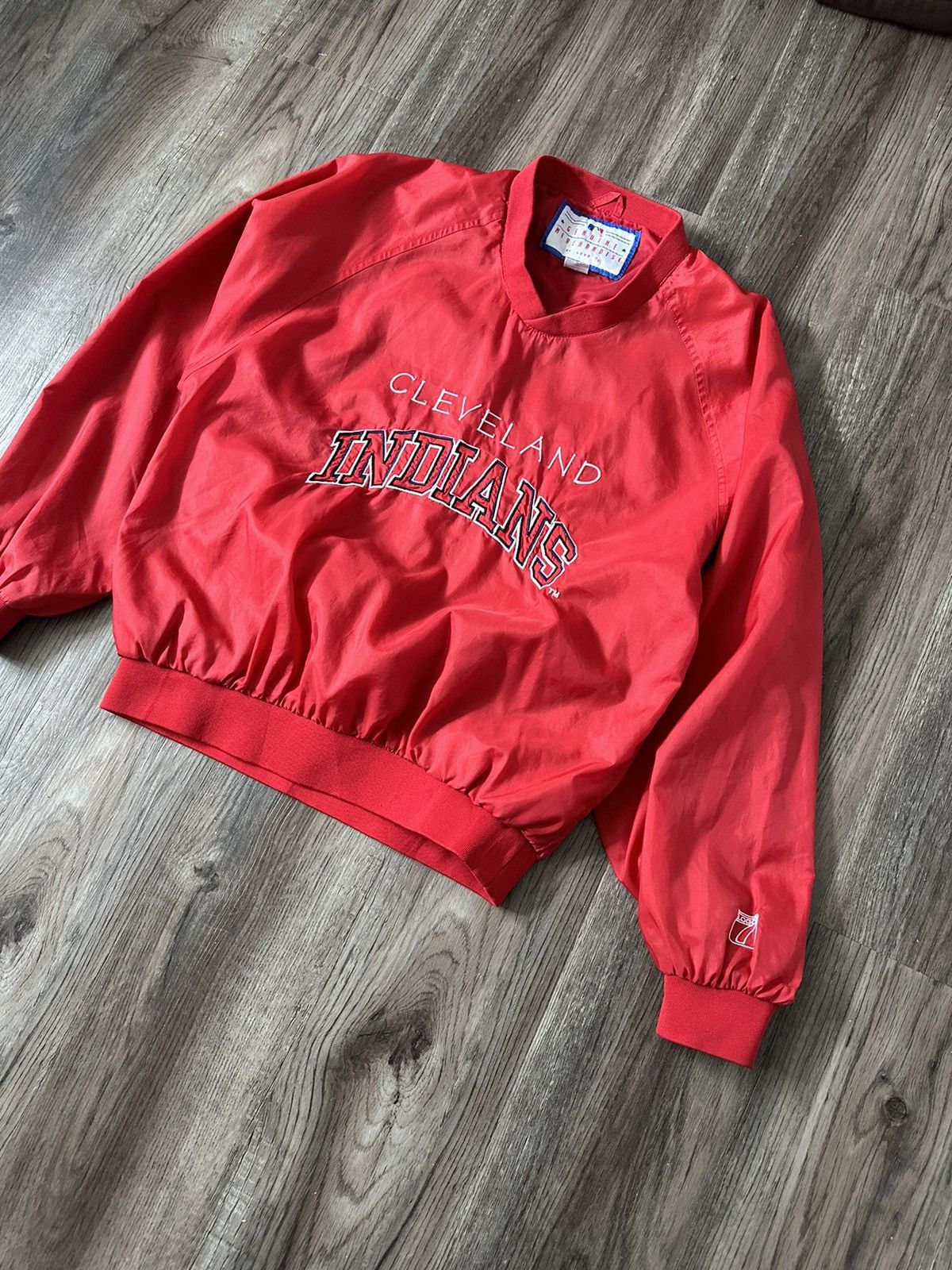 MLB Vintage 90s Cleveland Indians embroidered windbreaker mlb Size US L / EU 52-54 / 3 - 2 Thumbnail