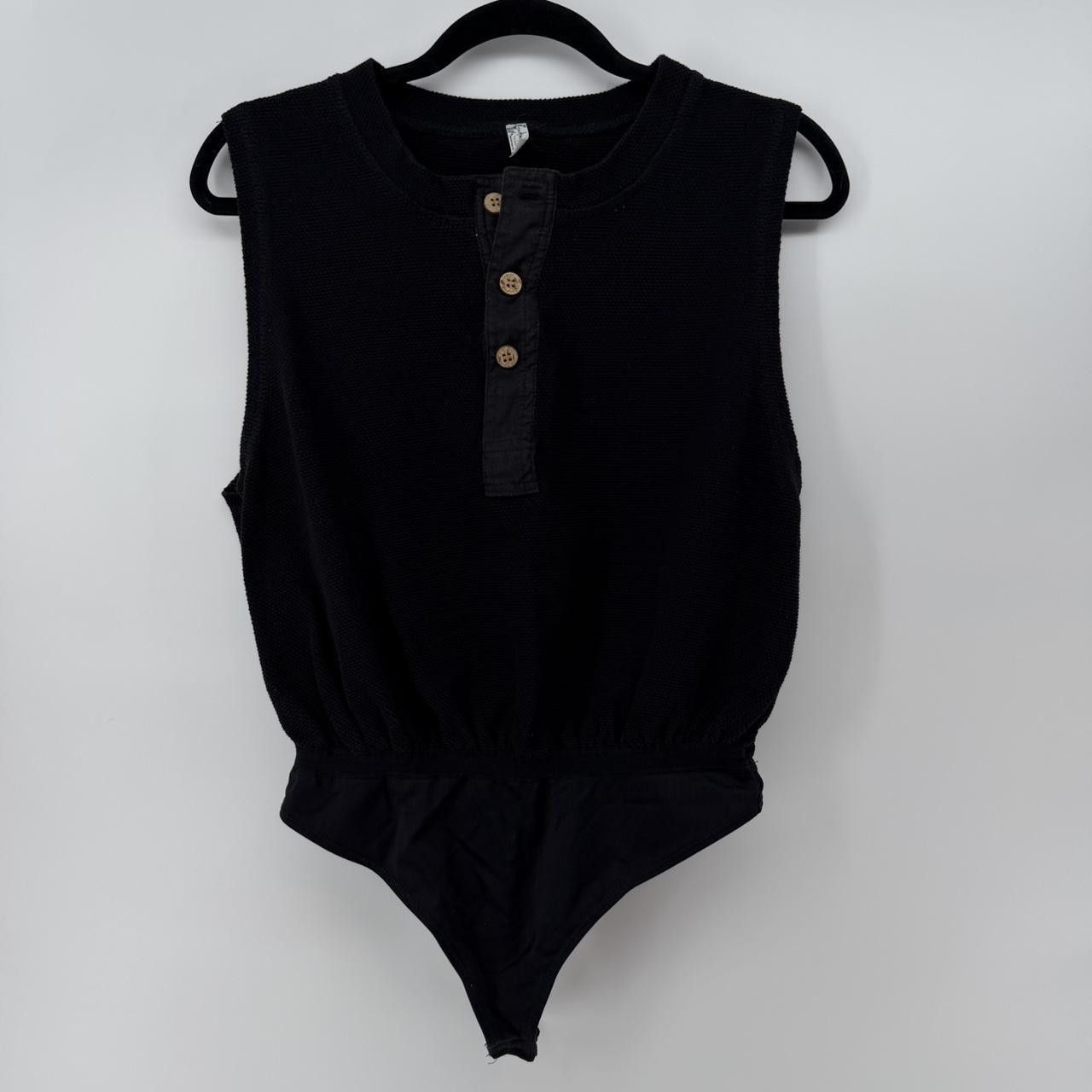 Free People Free People Peek Aye Bodysuit: Sz M: Black Wood Buttons Size M / US 6-8 / IT 42-44 - 2 Thumbnail