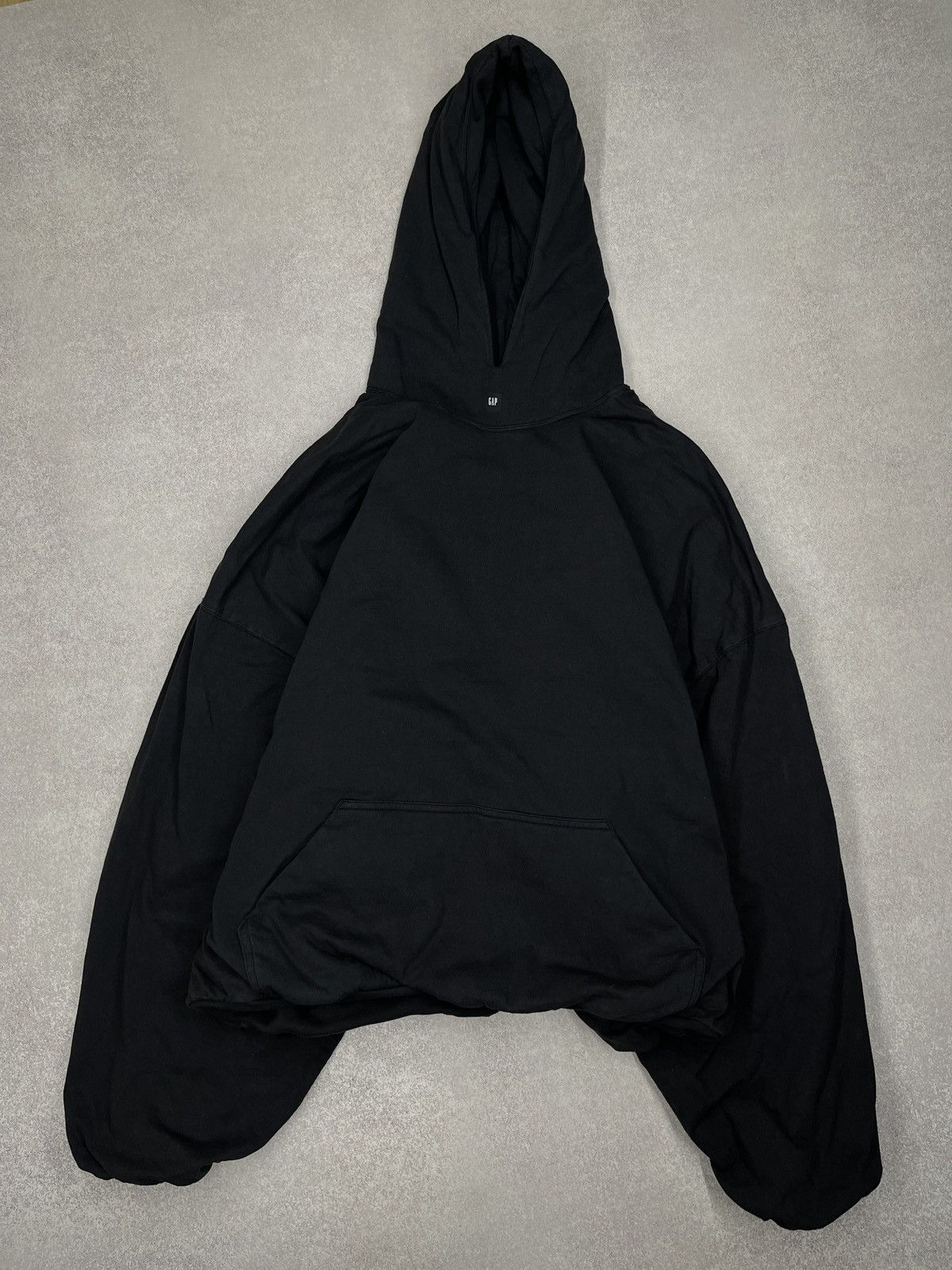 Balenciaga × Gap × Yeezy Kanye West Yzy Gap Padded Hoodie Black ENGINEERED BALENCIAGA Size US M / EU 48-50 / 2 - 2 Thumbnail