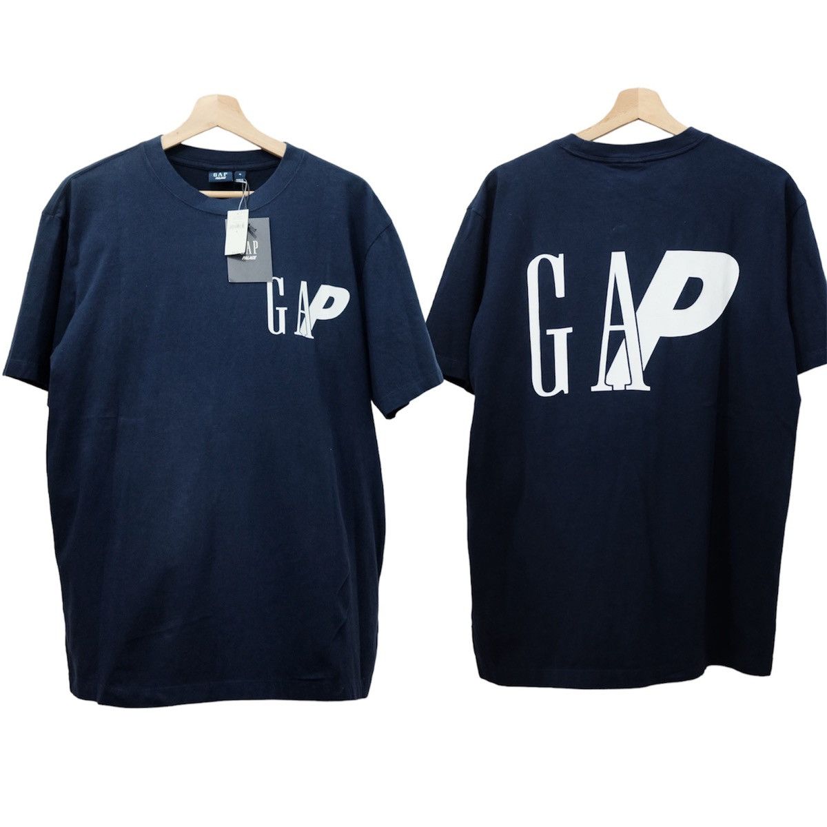 Palace Palace gap tshirt Size US M / EU 48-50 / 2 - 1 Thumbnail