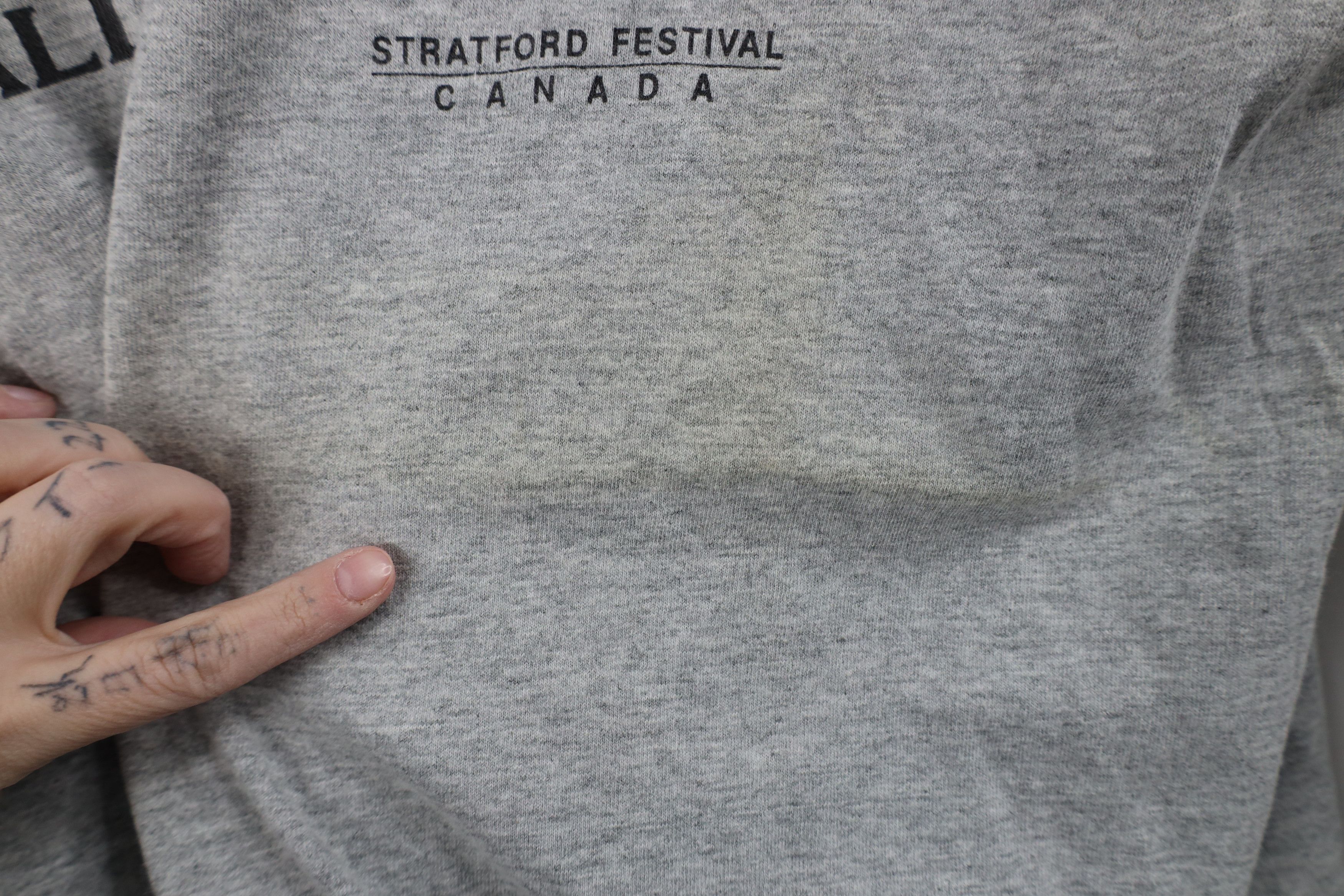 Vintage Vintage 90s Lawyers King Henry Stratford Festival T-Shirt Size US XL / EU 56 / 4 - 7 Thumbnail