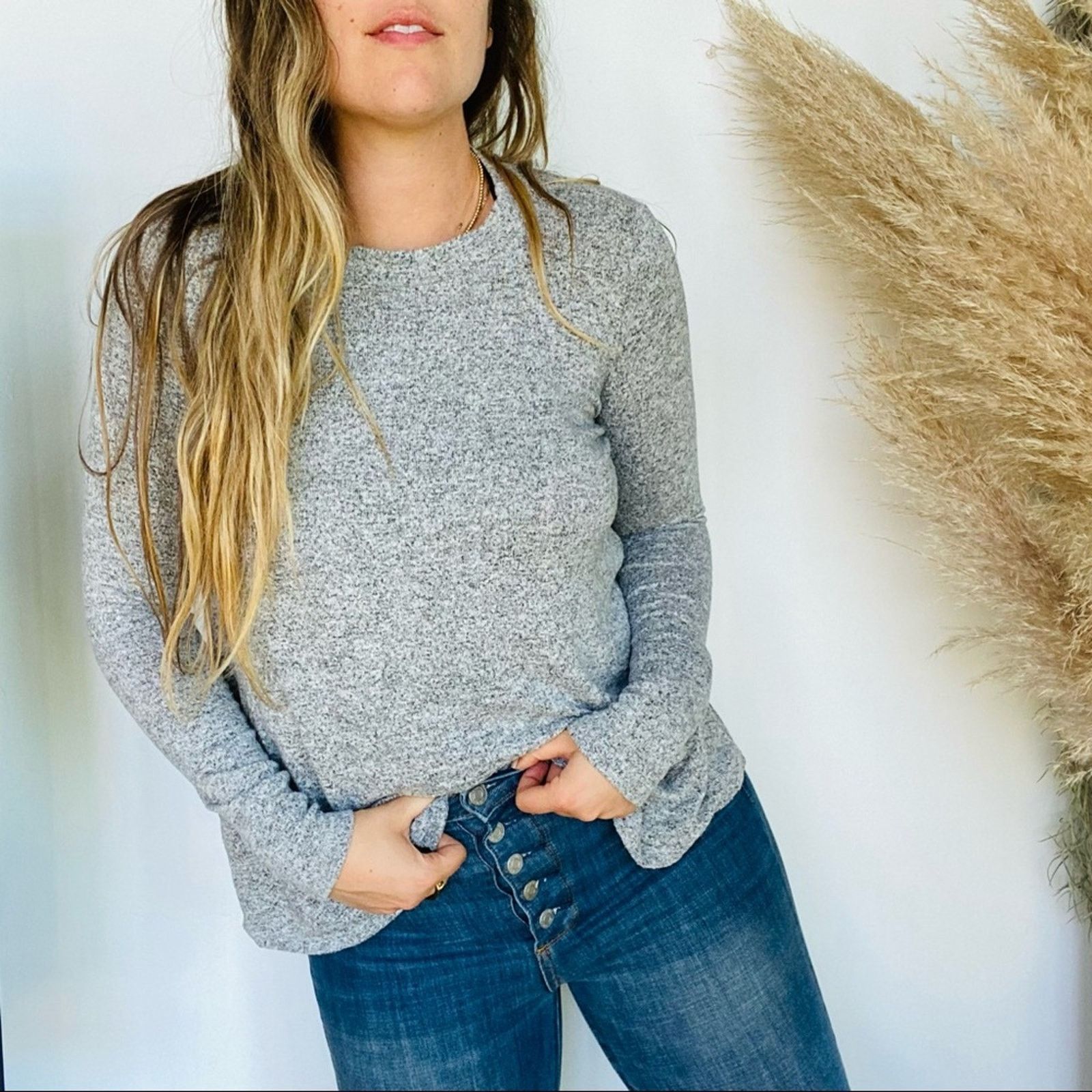 Forever 21 FOREVER 21 Gray Grey White Woven Sweater Knit Top Shirt Size M / US 6-8 / IT 42-44 - 2 Thumbnail