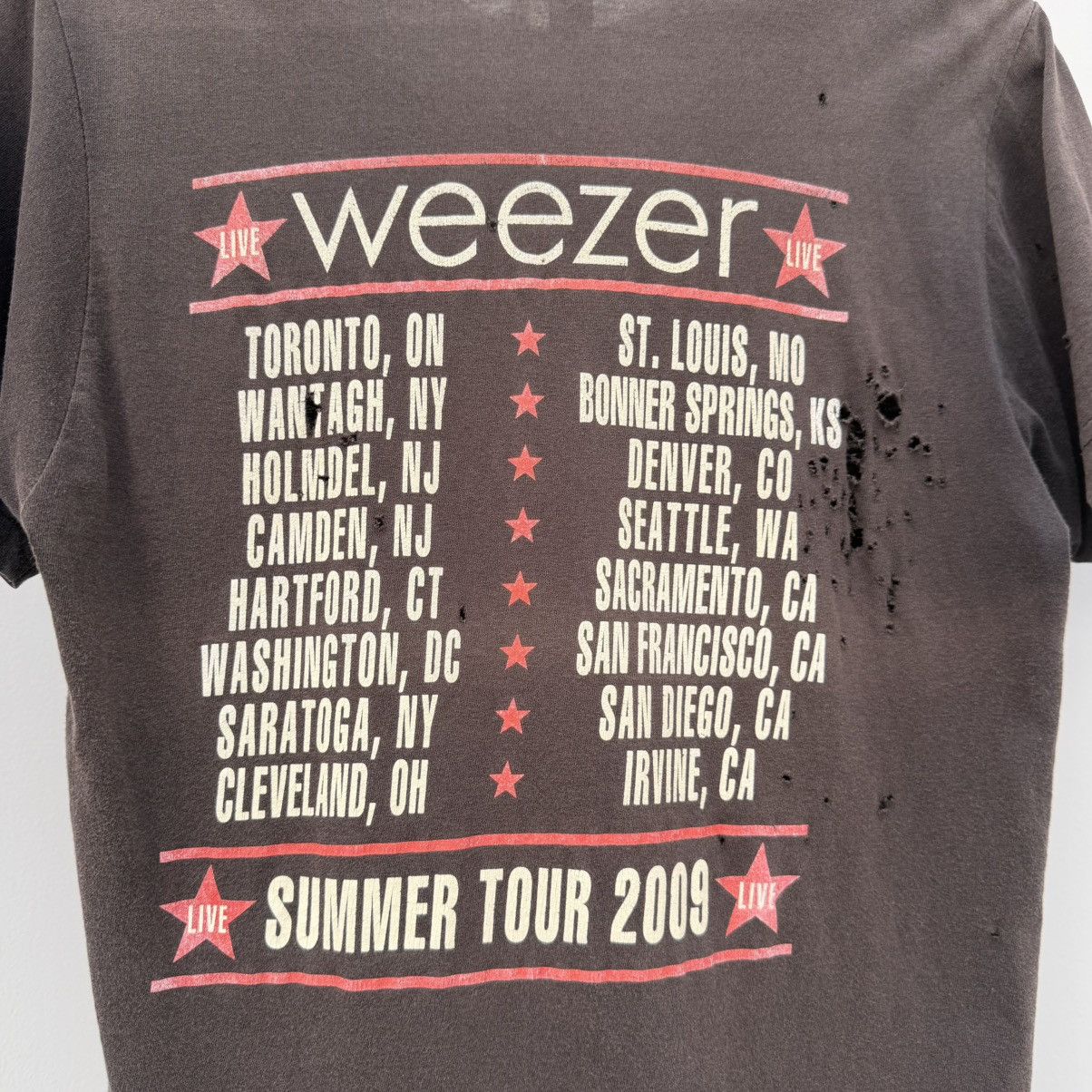 Band Tees Weeze tour 2009 - trashed distressed faded Size US S / EU 44-46 / 1 - 6 Thumbnail