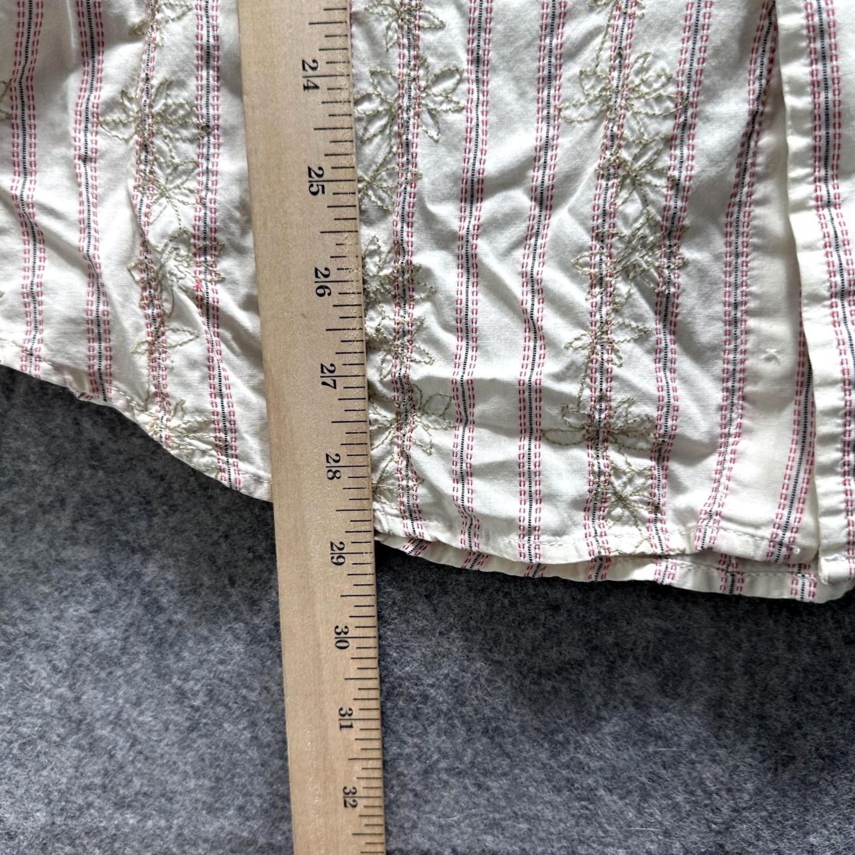 Express Express Shirt Mens M White Stripe Short Sleeve Button Up Embroidered Casual Size US M / EU 48-50 / 2 - 5 Thumbnail