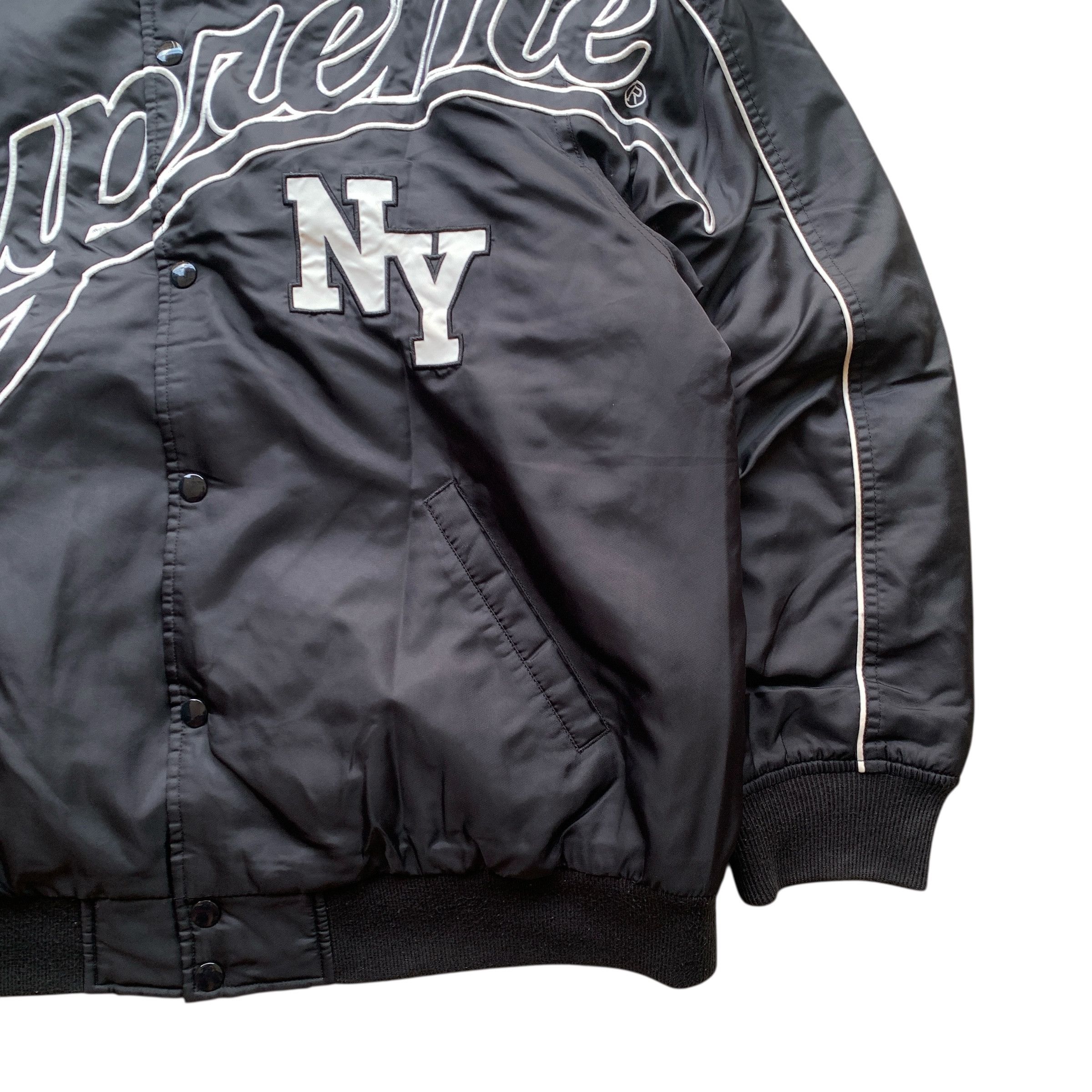 Supreme Supreme Script Contrast Varsity Bomber Jacket FW2020 Size US XL / EU 56 / 4 - 5 Thumbnail