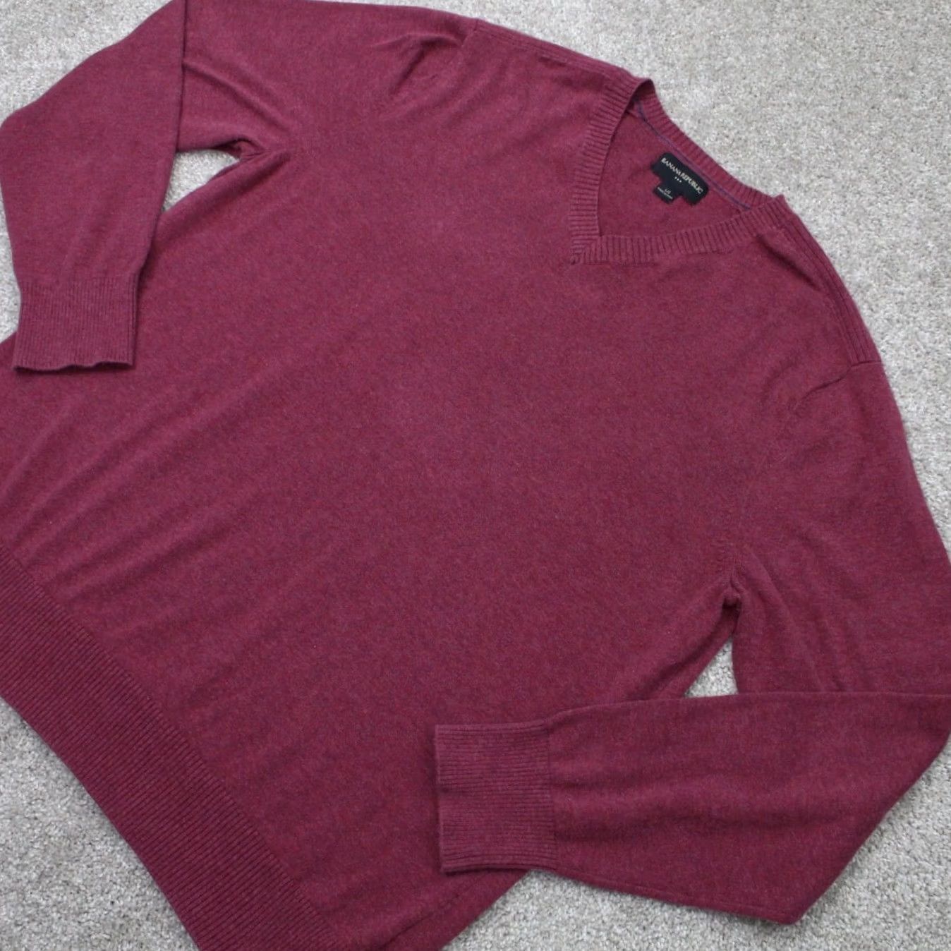 Banana Republic Banana Republic Sweater Men Large Red V-Neck 100% Cotton L/S Pullover Sweatshirt Size US L / EU 52-54 / 3 - 3 Thumbnail