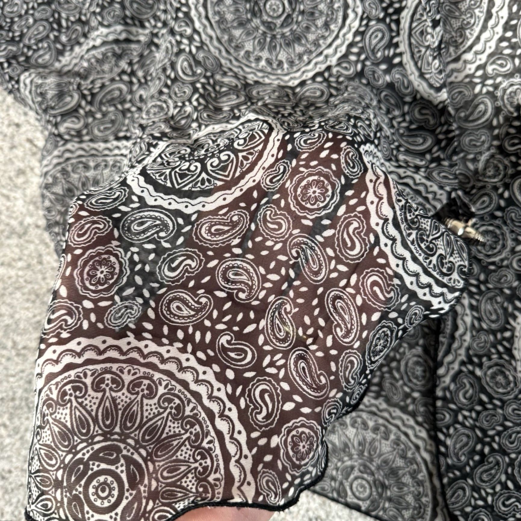 Vintage Dressbarn Blouse 14 14/16 Black Bell Sleeve 3/4 Sleeve Button Paisley Boho Baroque Fairy Grunge Romantic Goth Women Size XL / US 12-14 / IT 48-50 - 7 Thumbnail