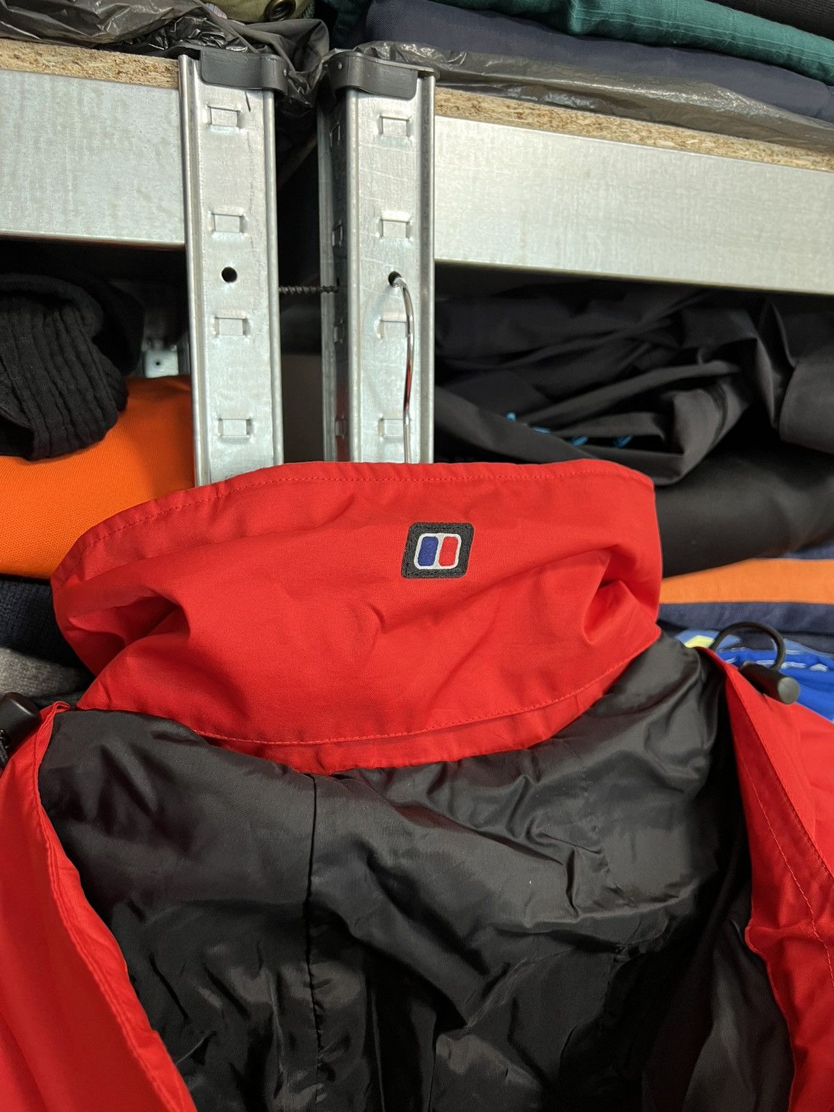 Berghaus × Vintage Berghaus Driaqua Vintage Waterproof Jacket Sz 16 Breathable Size L / US 10 / IT 46 - 7 Thumbnail