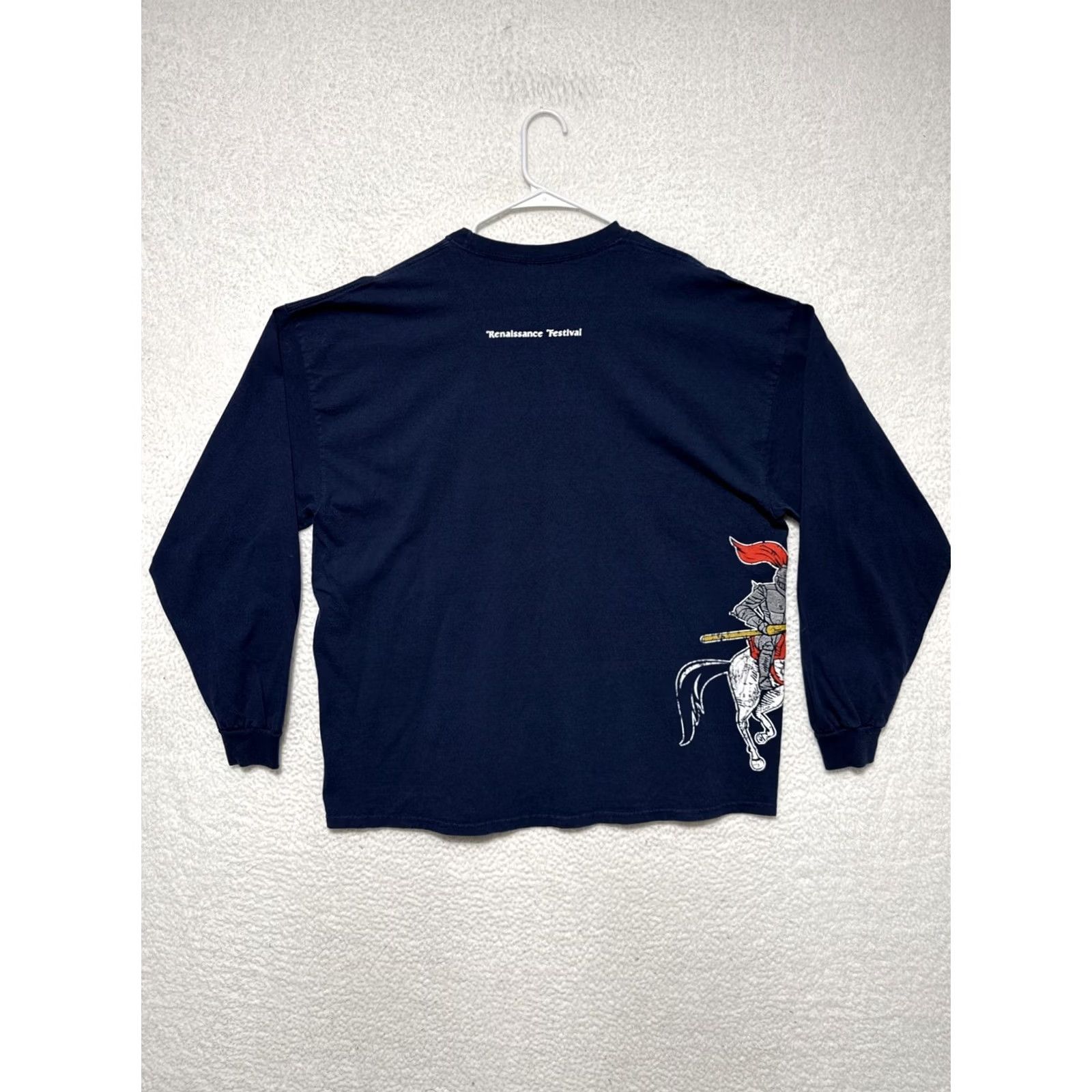 Gildan Michigan Renaissance Festival Knight Jousting Horse Long Sleeve Shirt 2XL Men Blue Gildan T-Shirt Size US XXL / EU 58 / 5 - 2 Thumbnail