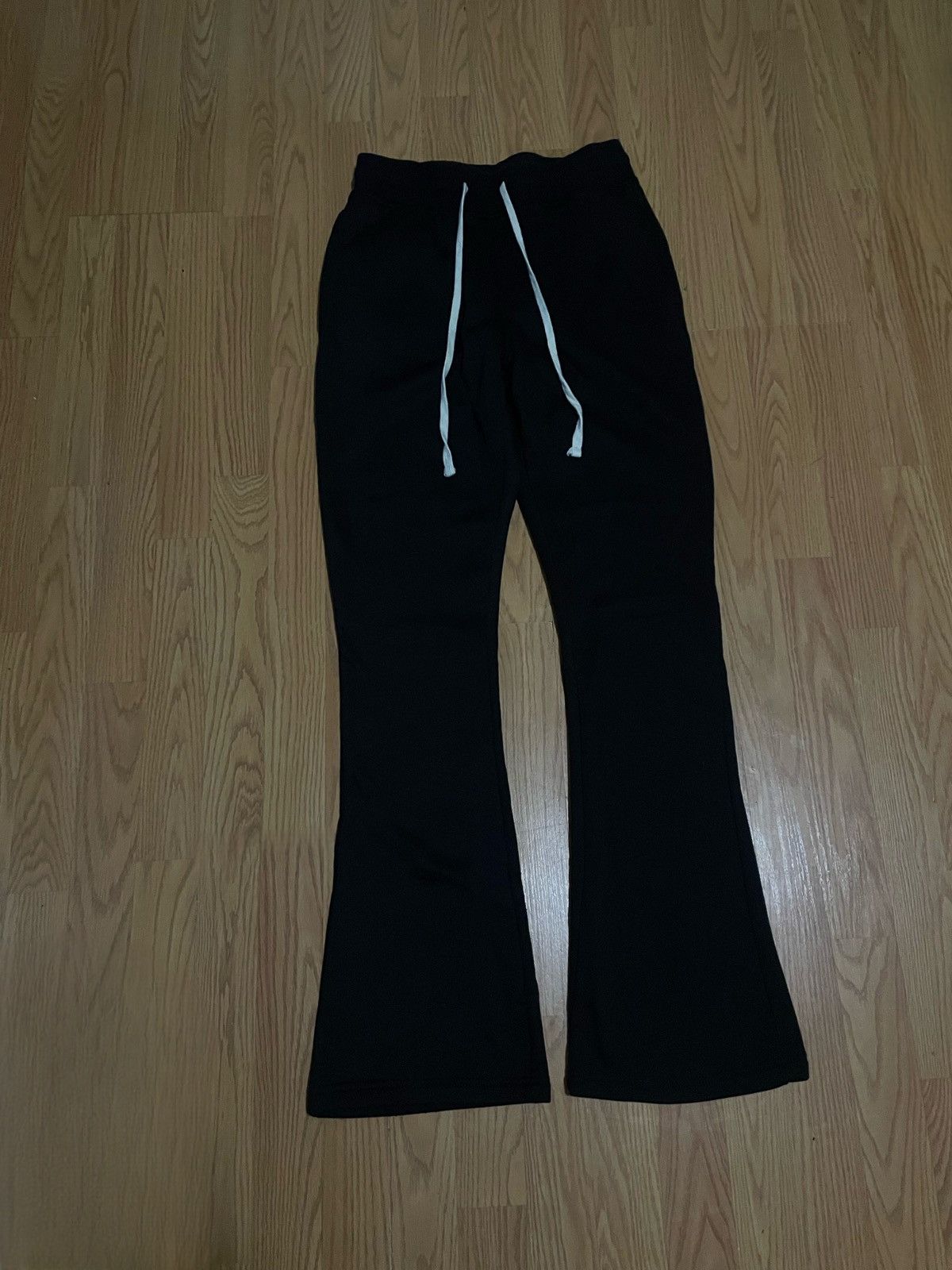 Other Black Flared Sweats Size US 28 / EU 44 - 1 Thumbnail