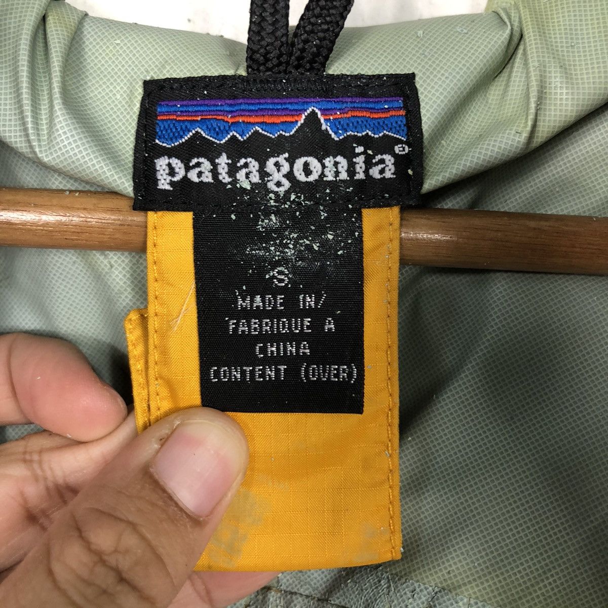 Patagonia 📌Vintage Waterproof Rain Jacket Patagonia Hiking Wear Size US S / EU 44-46 / 1 - 22 Thumbnail