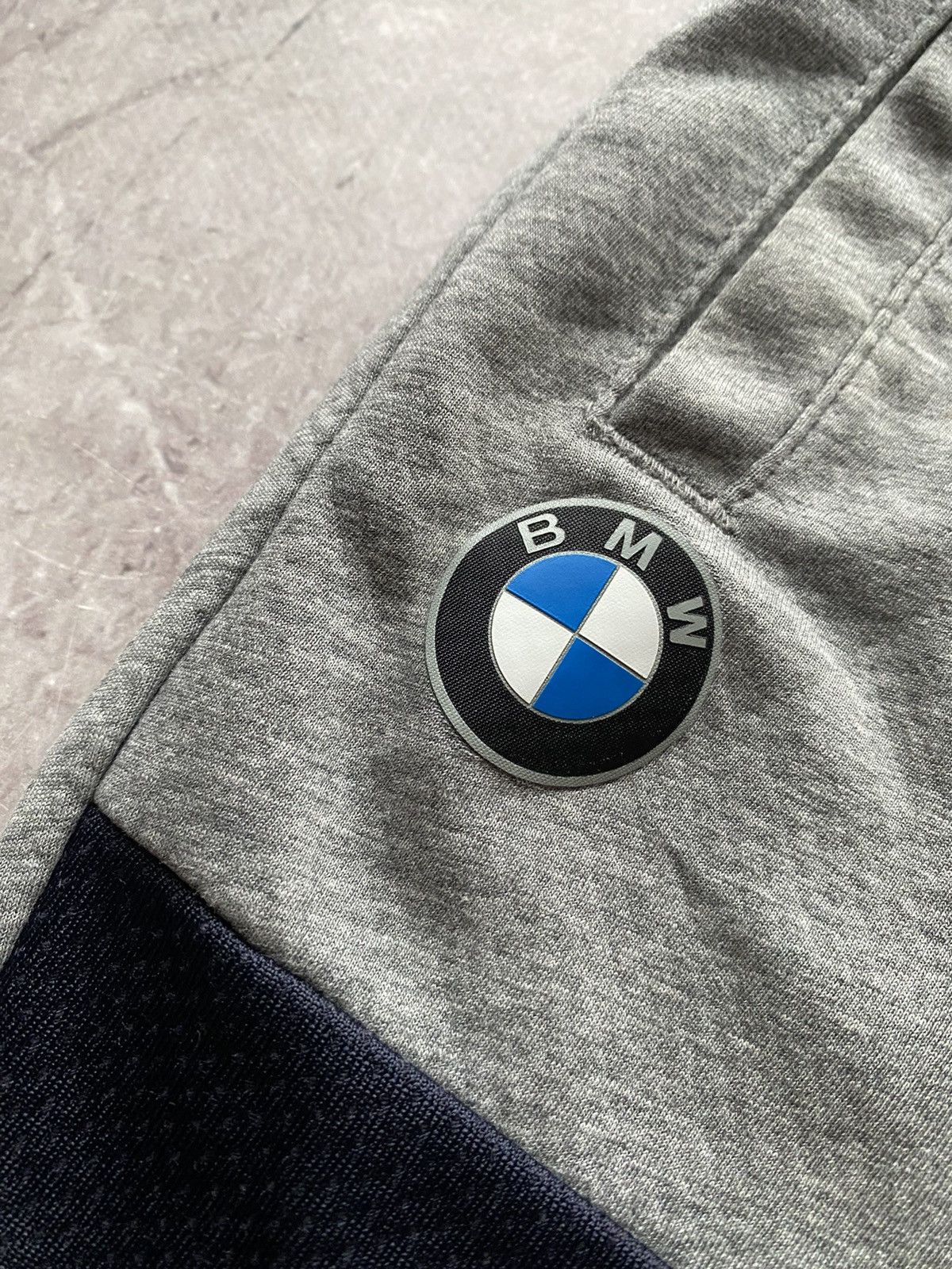BMW × Puma Puma & BMW Motorsport Shorts Gray Size M Size US 31 - 7 Thumbnail