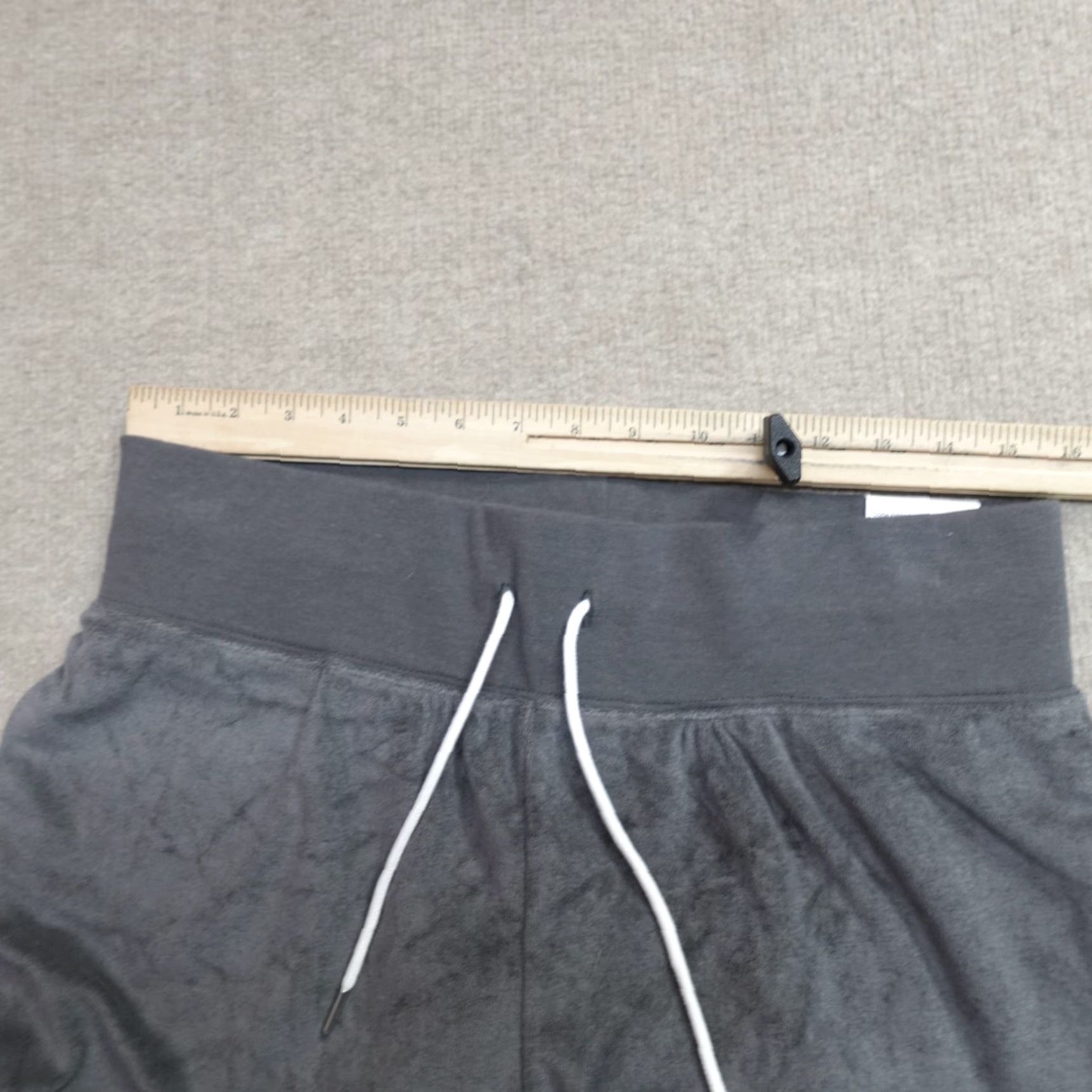 Nike Nike Women's Shorts L Gray Terry Mid Rise Athletic Activewear; 3 in inseam, New, Flaw Free, Navy? Size 36" / US 14 / IT 50 - 6 Thumbnail