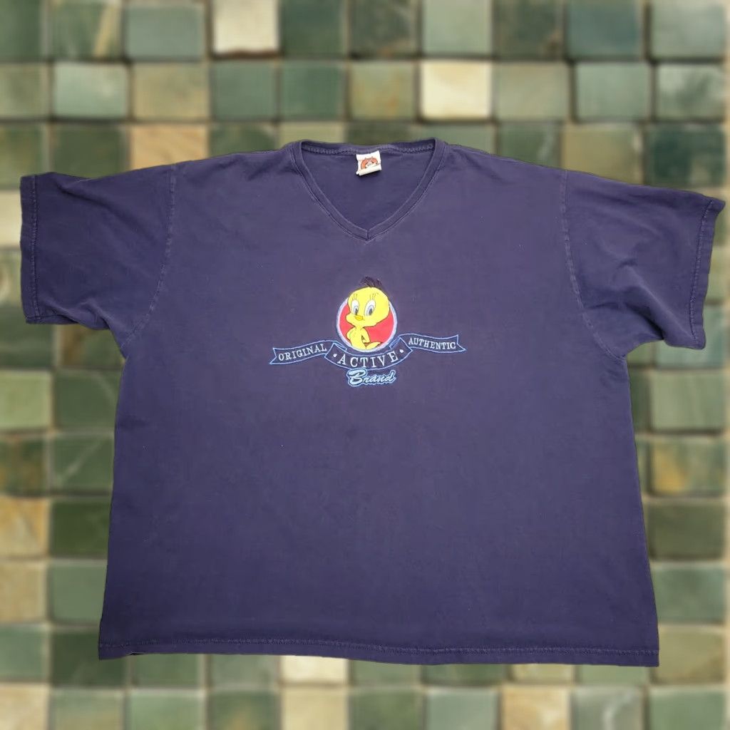 Vintage VINTAGE Looney Tunes T-Shirt Mens 2XL Purple Tweety Graphic 90s Freeze Made in USA Size US XXL / EU 58 / 5 - 1 Thumbnail