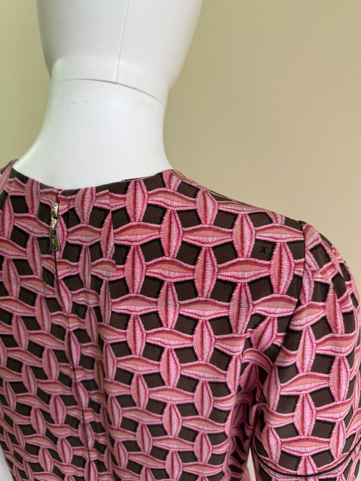 Louis Vuitton Louis Vuitton Womens Silk Printed Knee Length Pink Dress Size M / US 6-8 / IT 42-44 - 12 Thumbnail