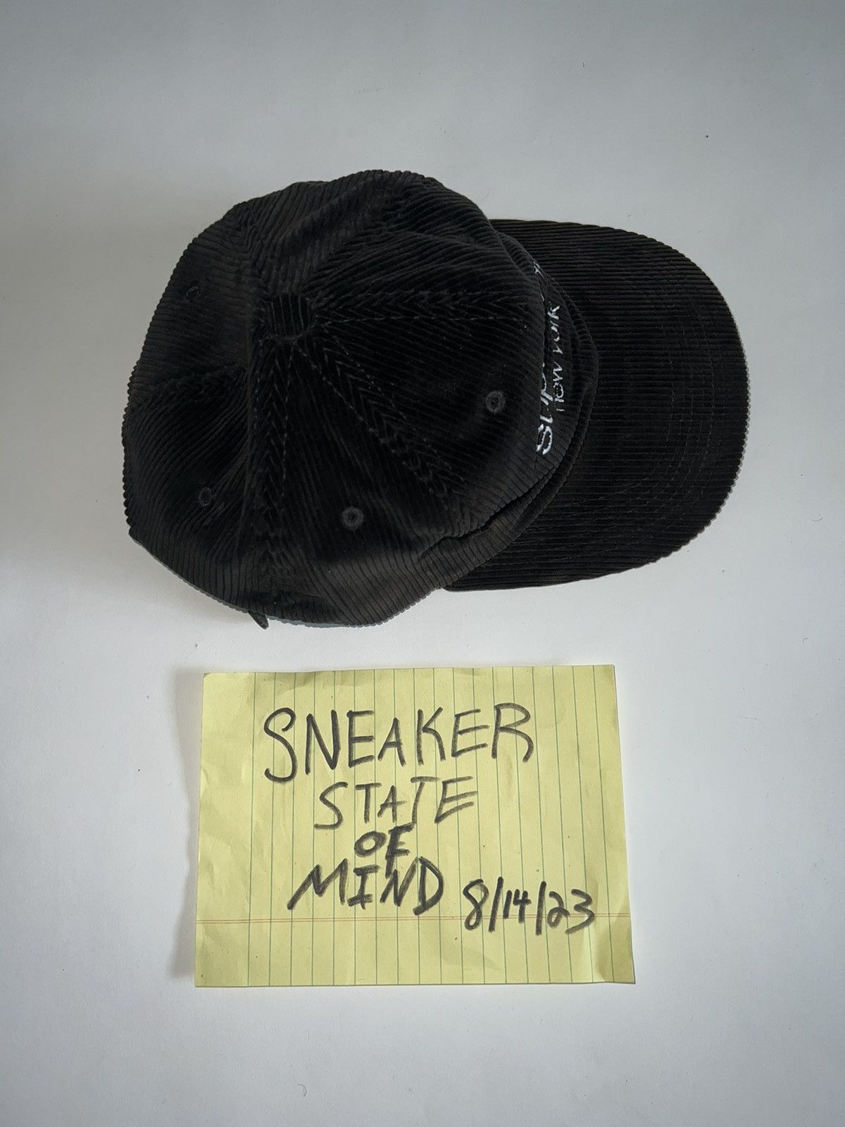 Supreme × Vintage RARE Black Supreme classic logo corduroy 6 Panel S/S 2015 Size ONE SIZE - 5 Thumbnail