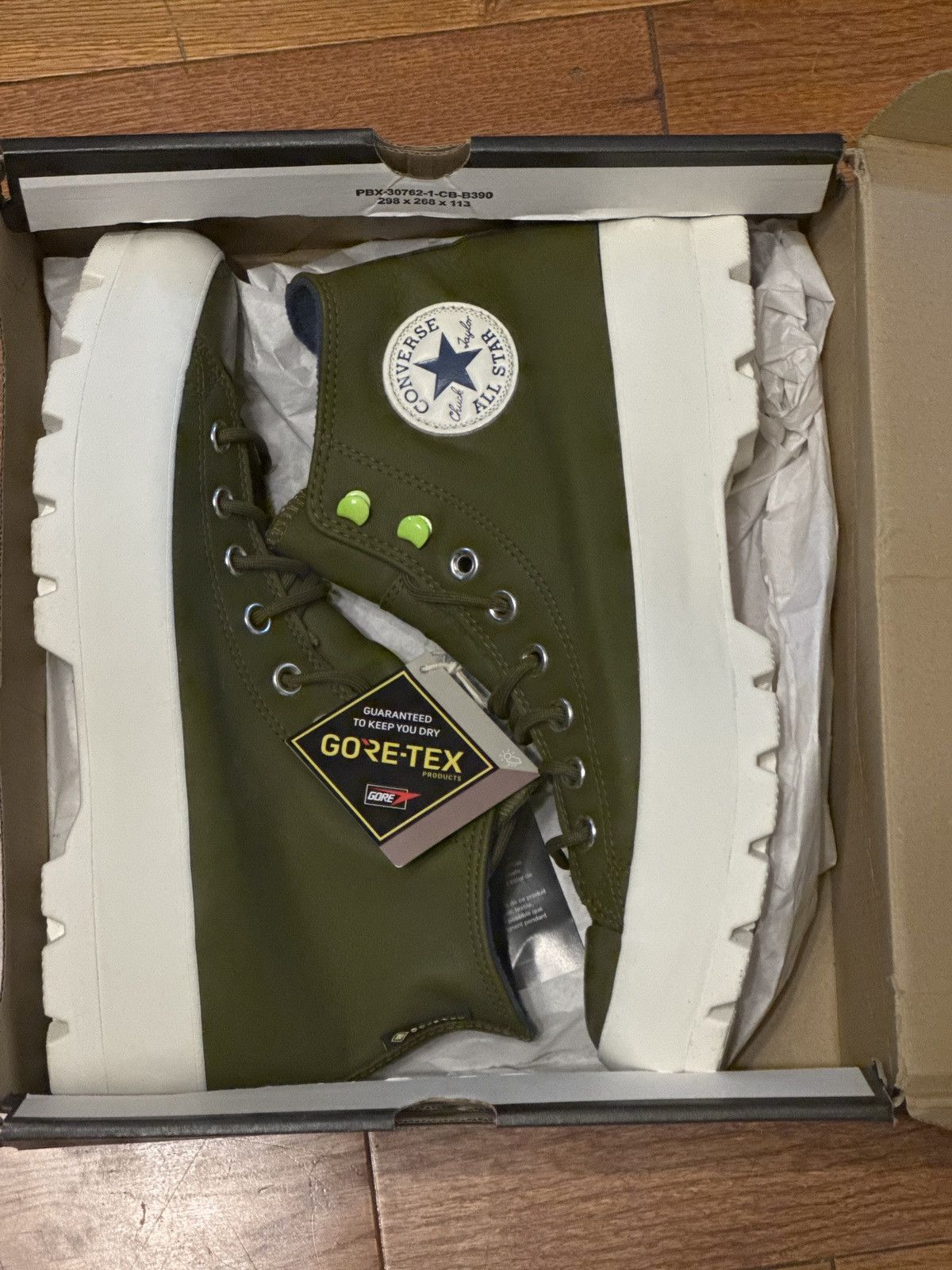 Converse CTAS Lugged Winter Hi Gore-tex Size US 11 / IT 41 - 1 Thumbnail