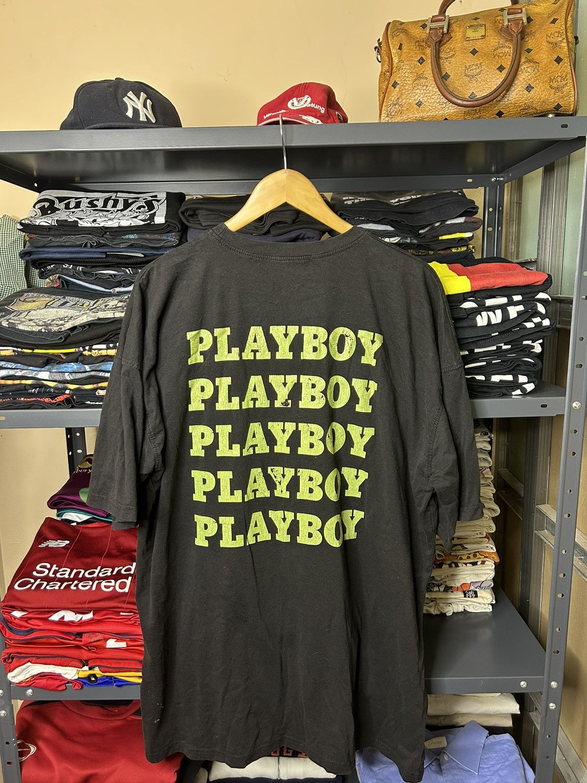 Playboy × Vintage Vintage Playboy T-Shirt Black Neon Green Logo Size US XXL / EU 58 / 5 - 4 Thumbnail
