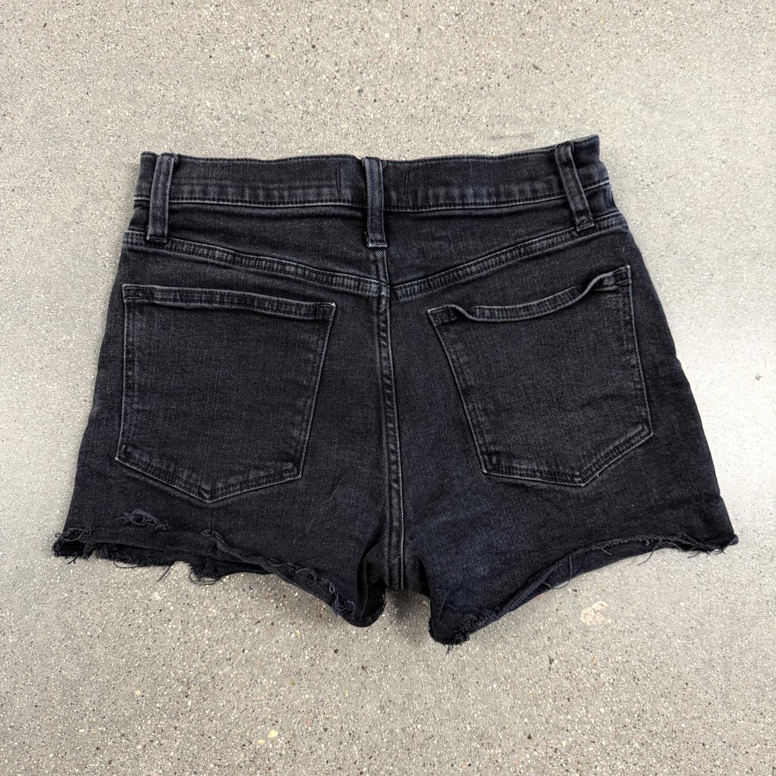 Madewell Madewell High-Rise Denim Shorts Raw-Hem Designer Black - 26 Size 26" / US 2 / IT 38 - 5 Thumbnail