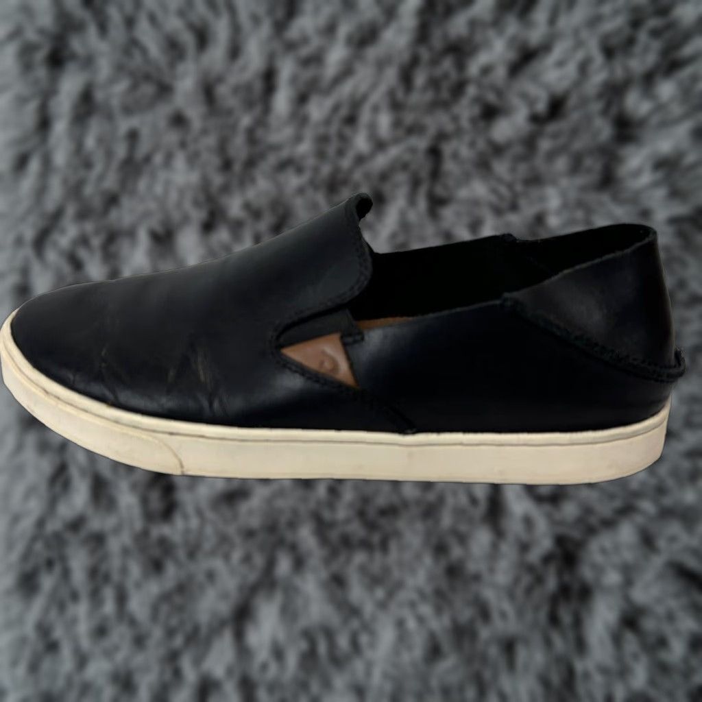 Olukai OluKai Pehuea Slip-On Leather Casual Sneaker Women’s Black 10 Drop Heel Comfort Size US 10 / IT 40 - 1 Thumbnail