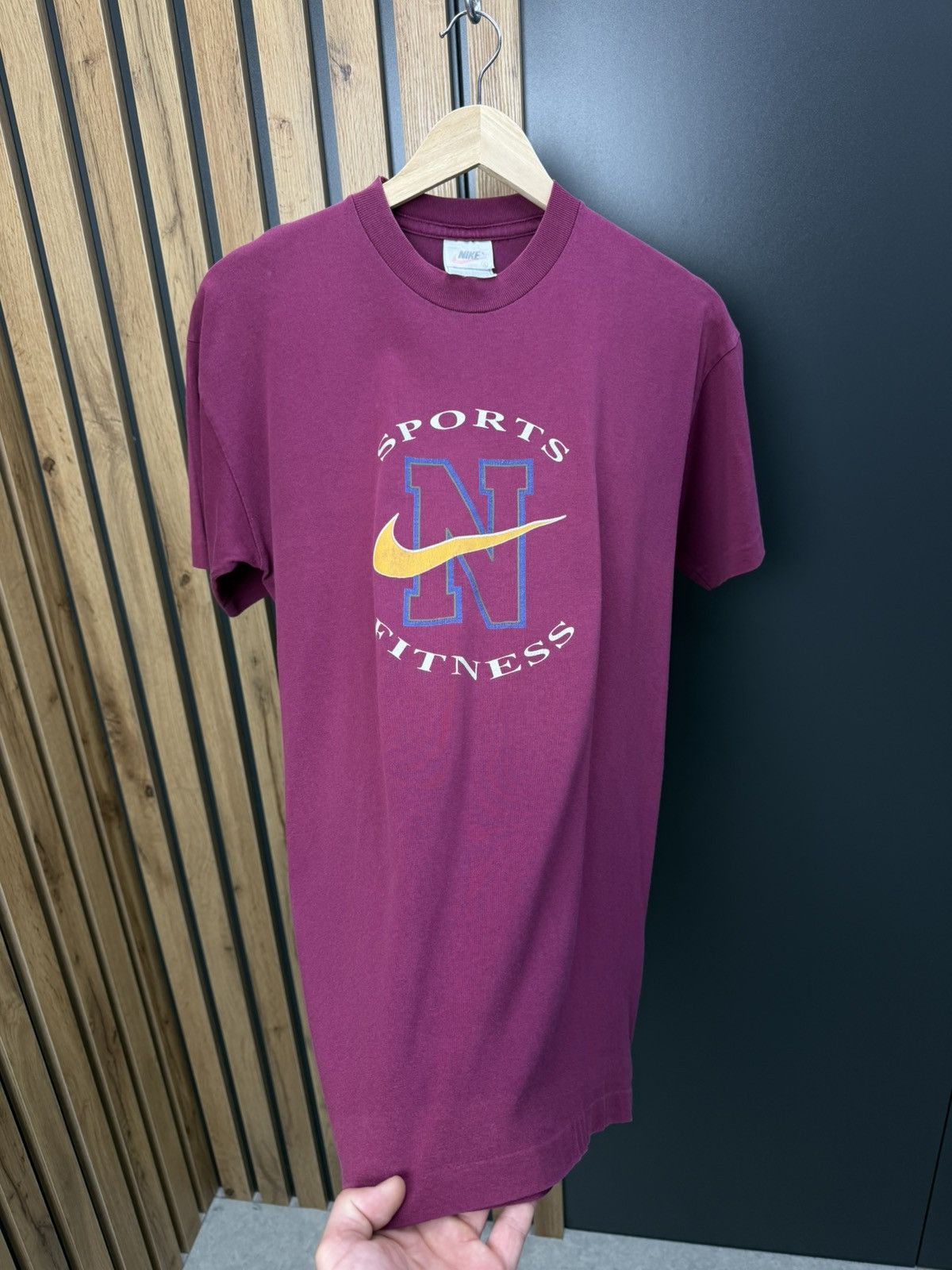 Nike Nike Retro Sports Fitness Tee Single Stitch Size S Size US S / EU 44-46 / 1 - 1 Thumbnail